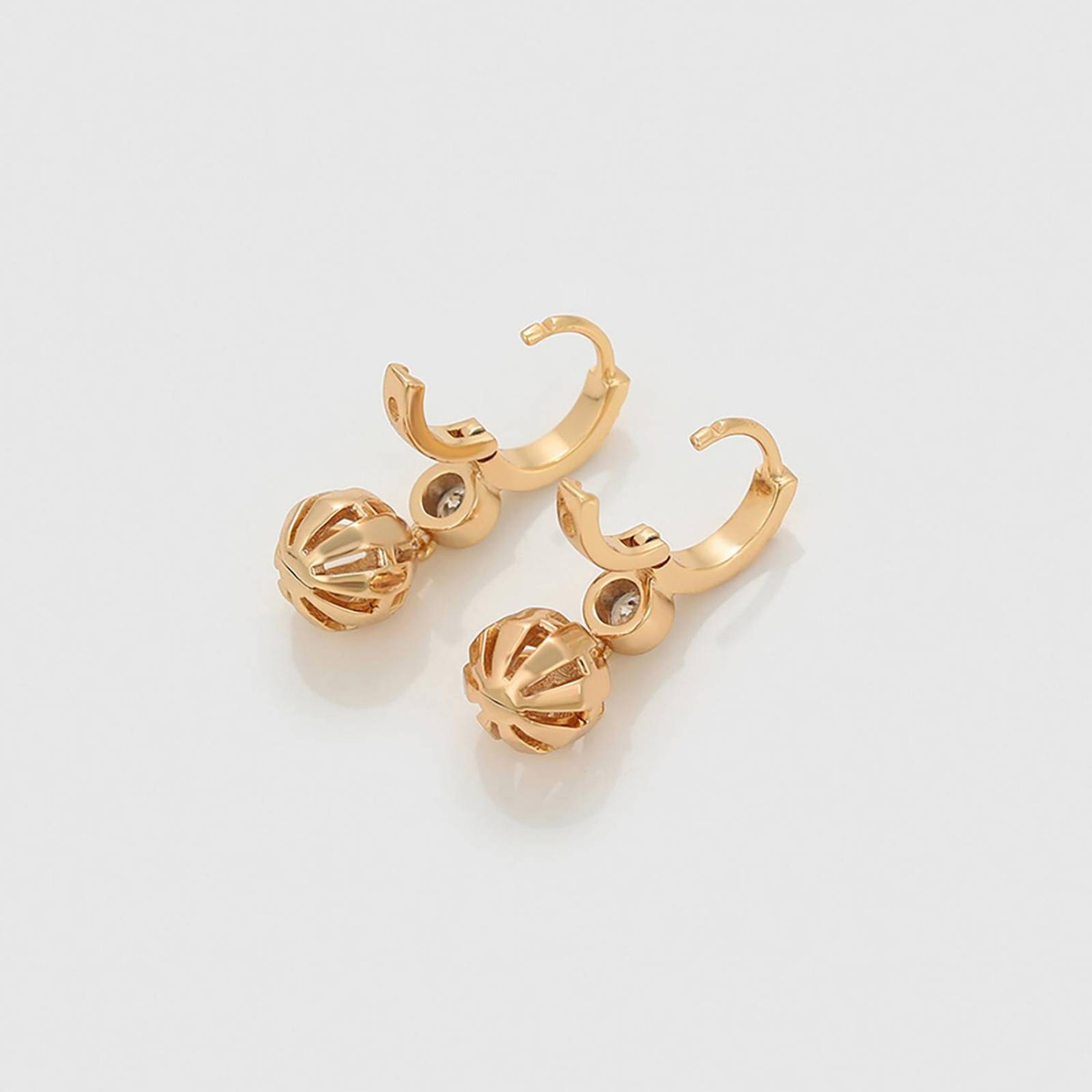 CRISTAL AMOR - Aretes Arracadas Dama Bolita Colgante Con Cristal Austriaco Oro 14K Laminado Dorado