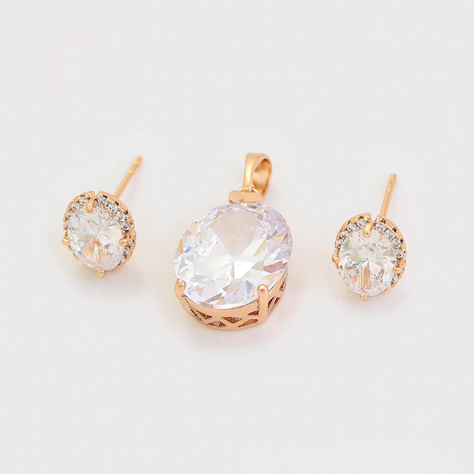 CRISTAL AMOR - Elegante Set Collar y Aretes Dama Con Cristales Oro 14K Laminado Dorado