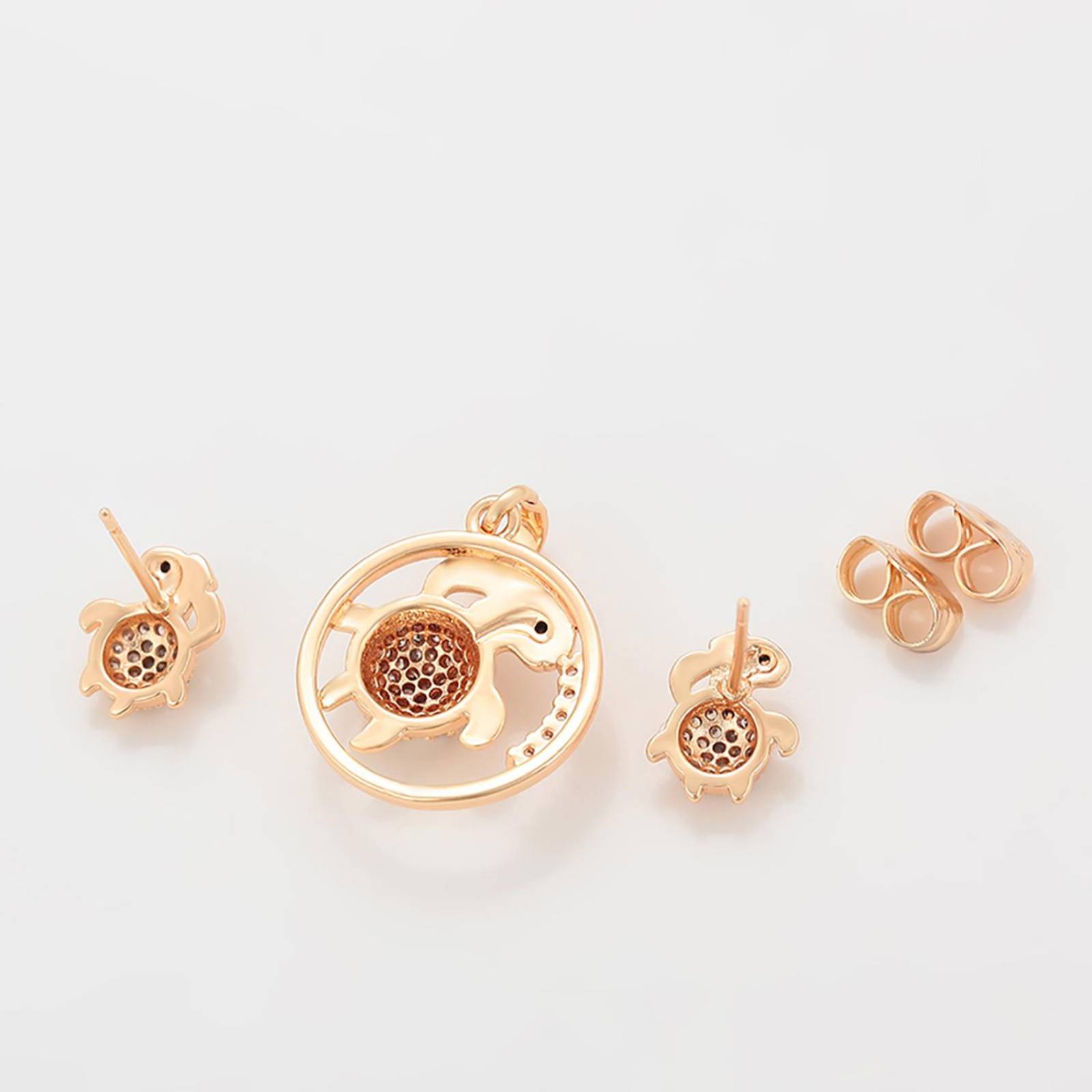 CRISTAL AMOR - Hermoso Collar y Aretes Diseño Tortuga Cristales Austriacos Oro 18K Laminado Dorado