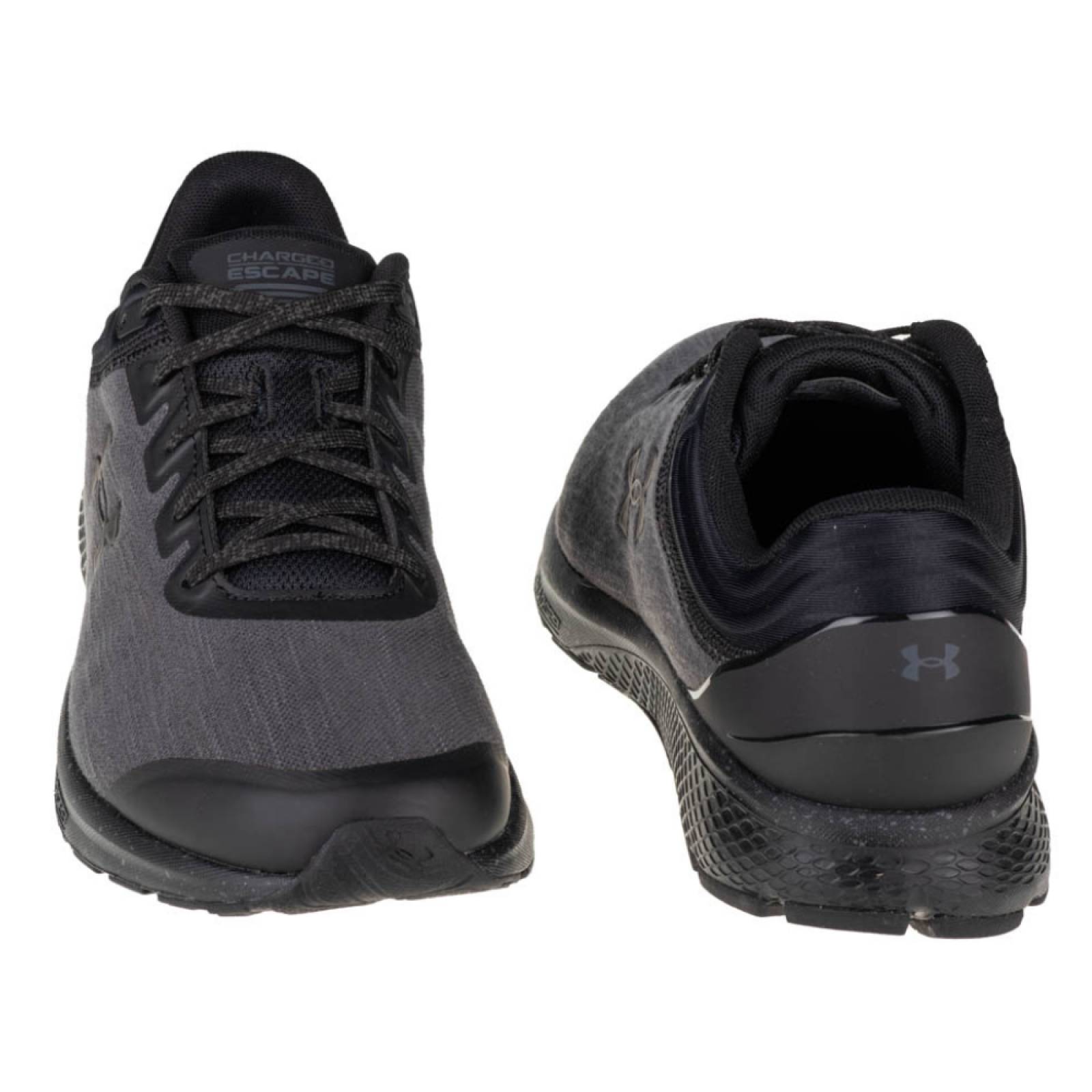 Tenis Para Hombre Under Armour Escape 3 Evo 3023878 002.