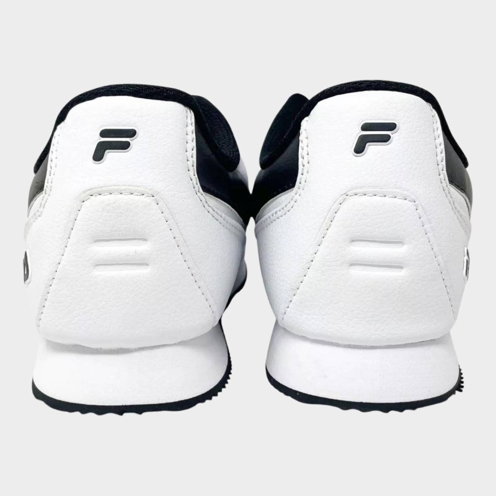 Tenis Fila De Mujer Volari 5dm00008 120 Blanco Negro Casual.
