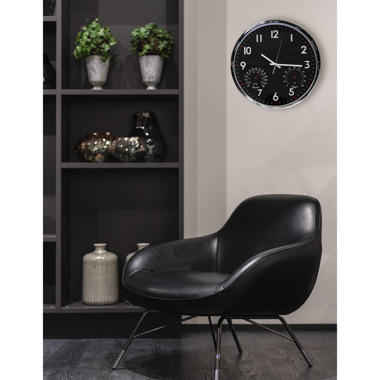 Reloj de Pared Plata con Fondo negro con minutero moderno