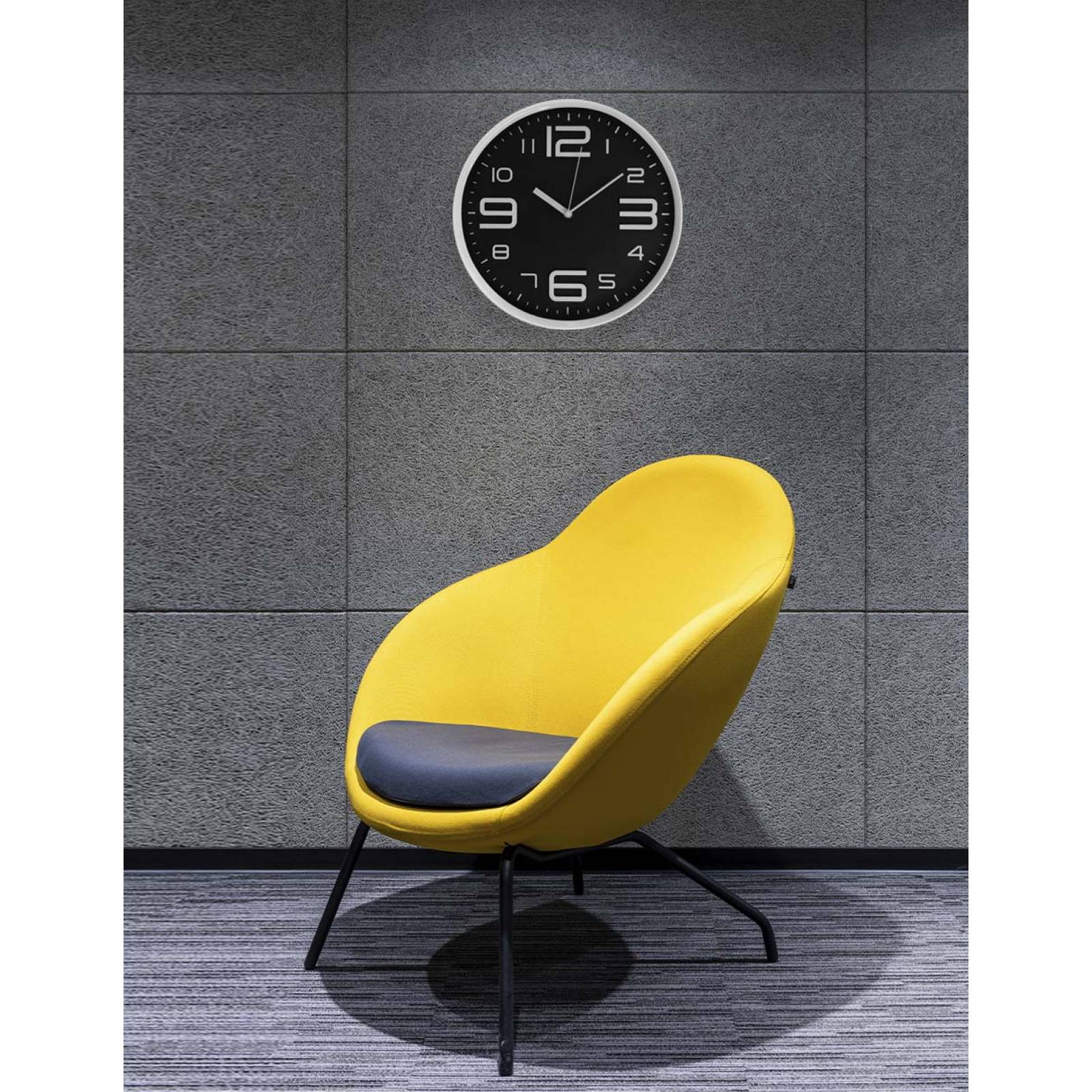 Reloj de Pared Blanco con fondo Negro números grandes