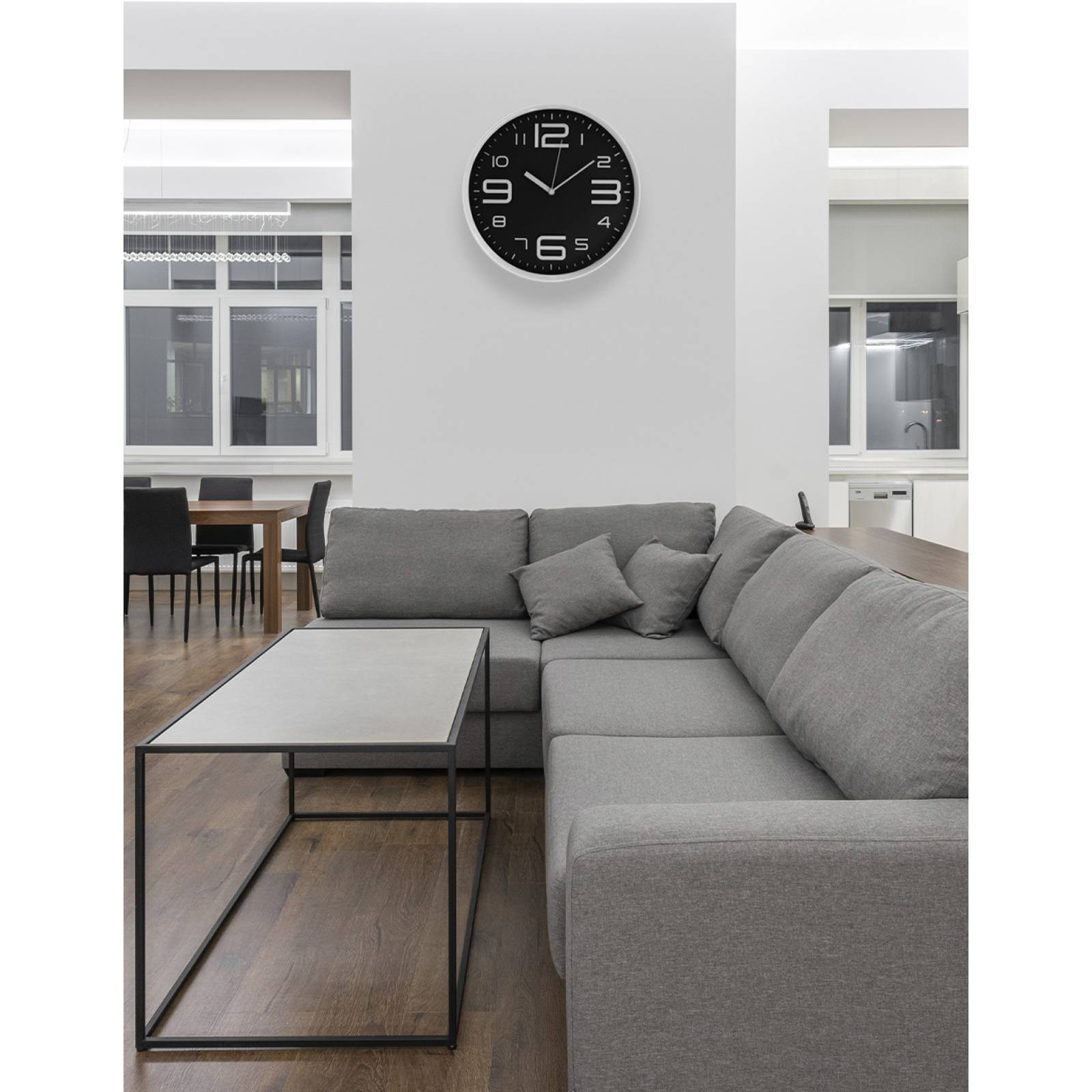Reloj de Pared Blanco con fondo Negro números grandes