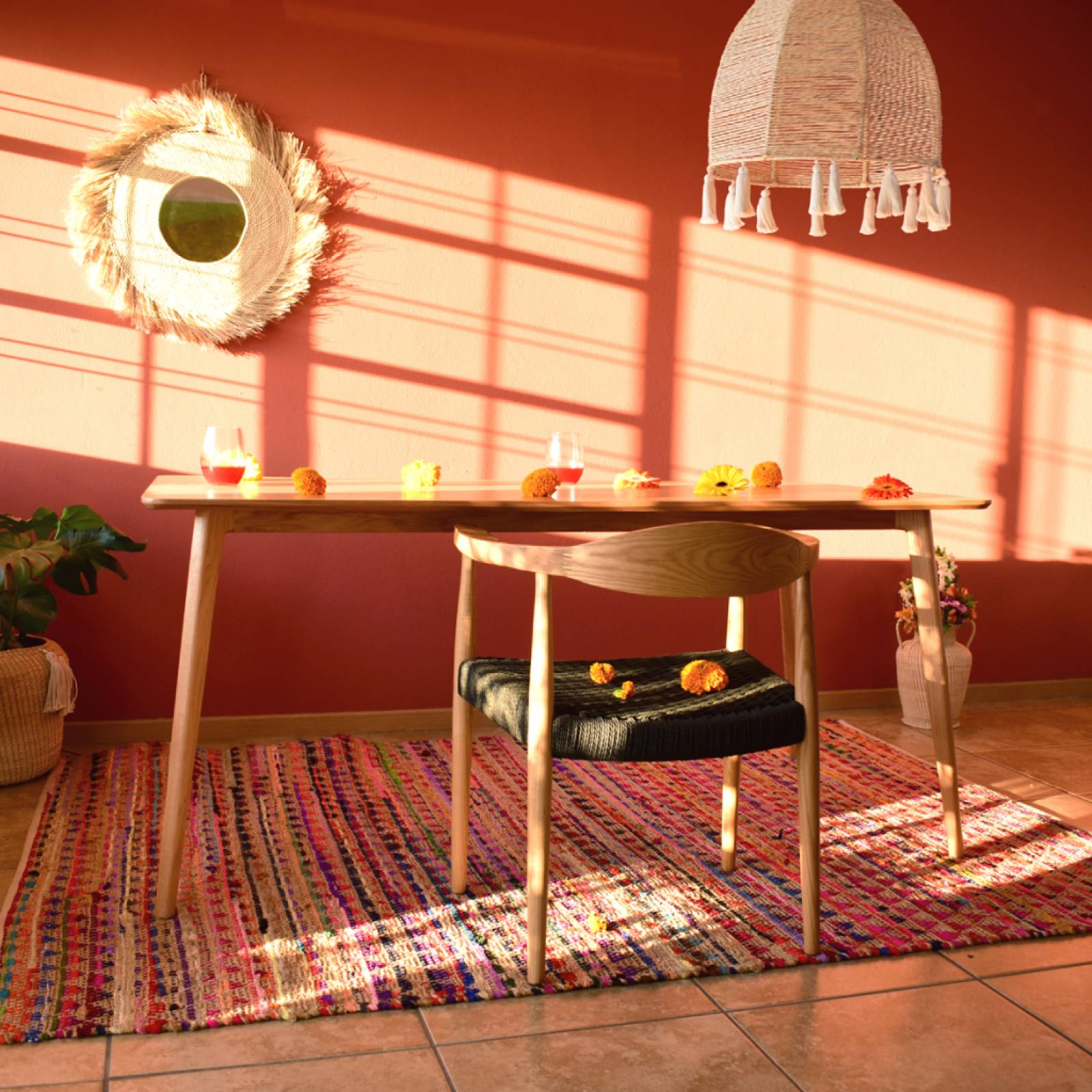 Mesa de Comedor de Encino Jord para 6 Pax