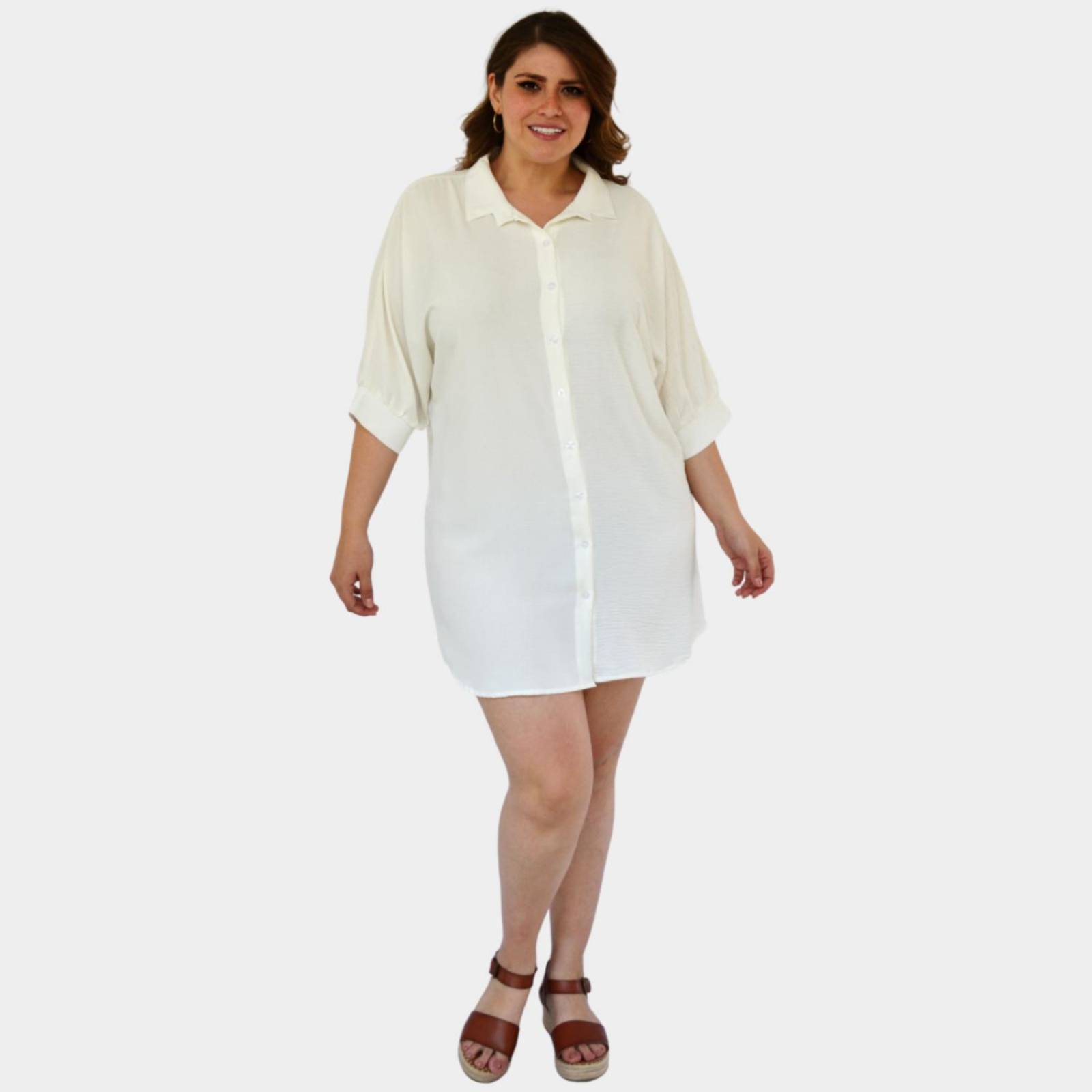 Vestido camisero oversize en talla extra, modelo 1306 (Blanco) 