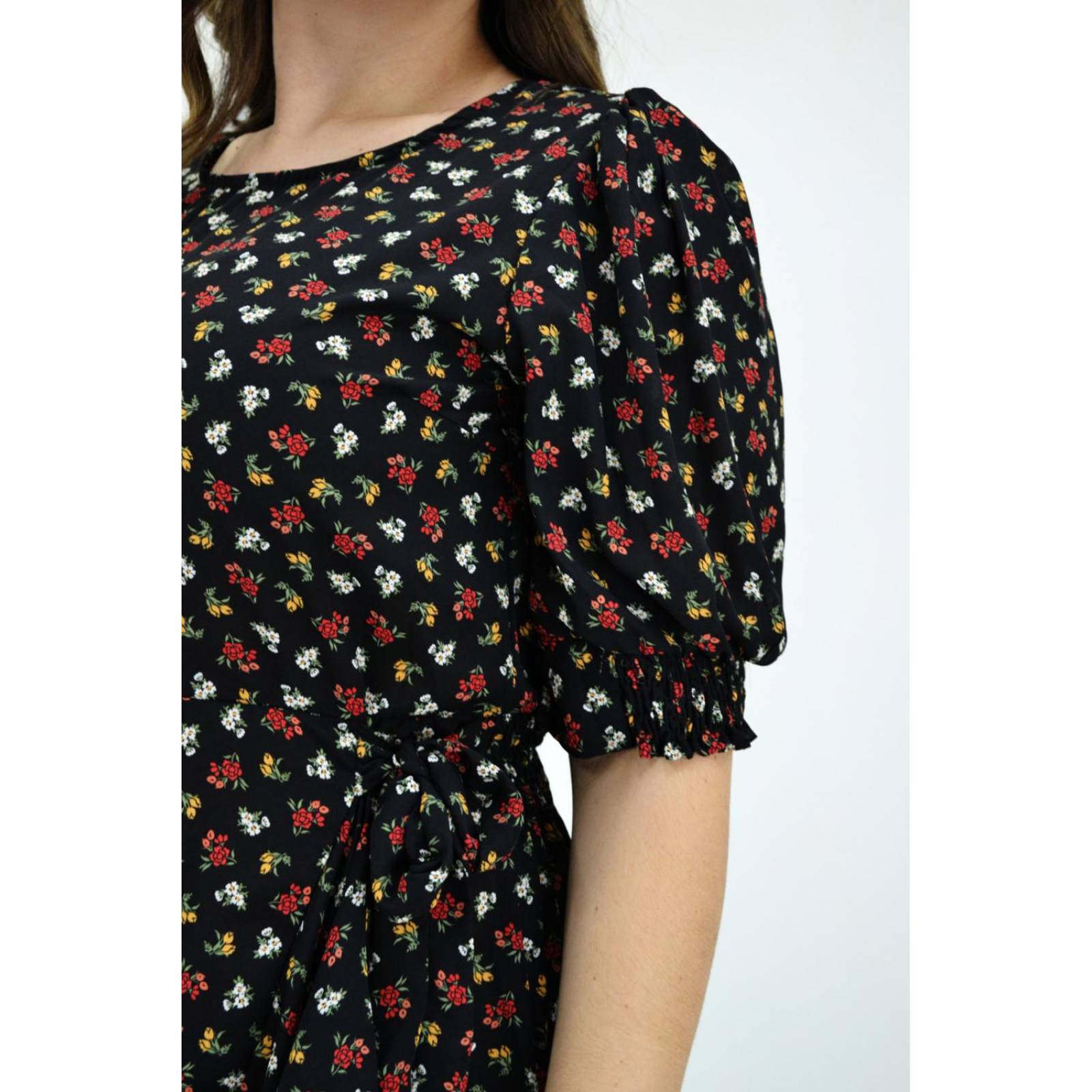 Vestido vaporoso Tallas Extras, 4886 (Negro floreado) 