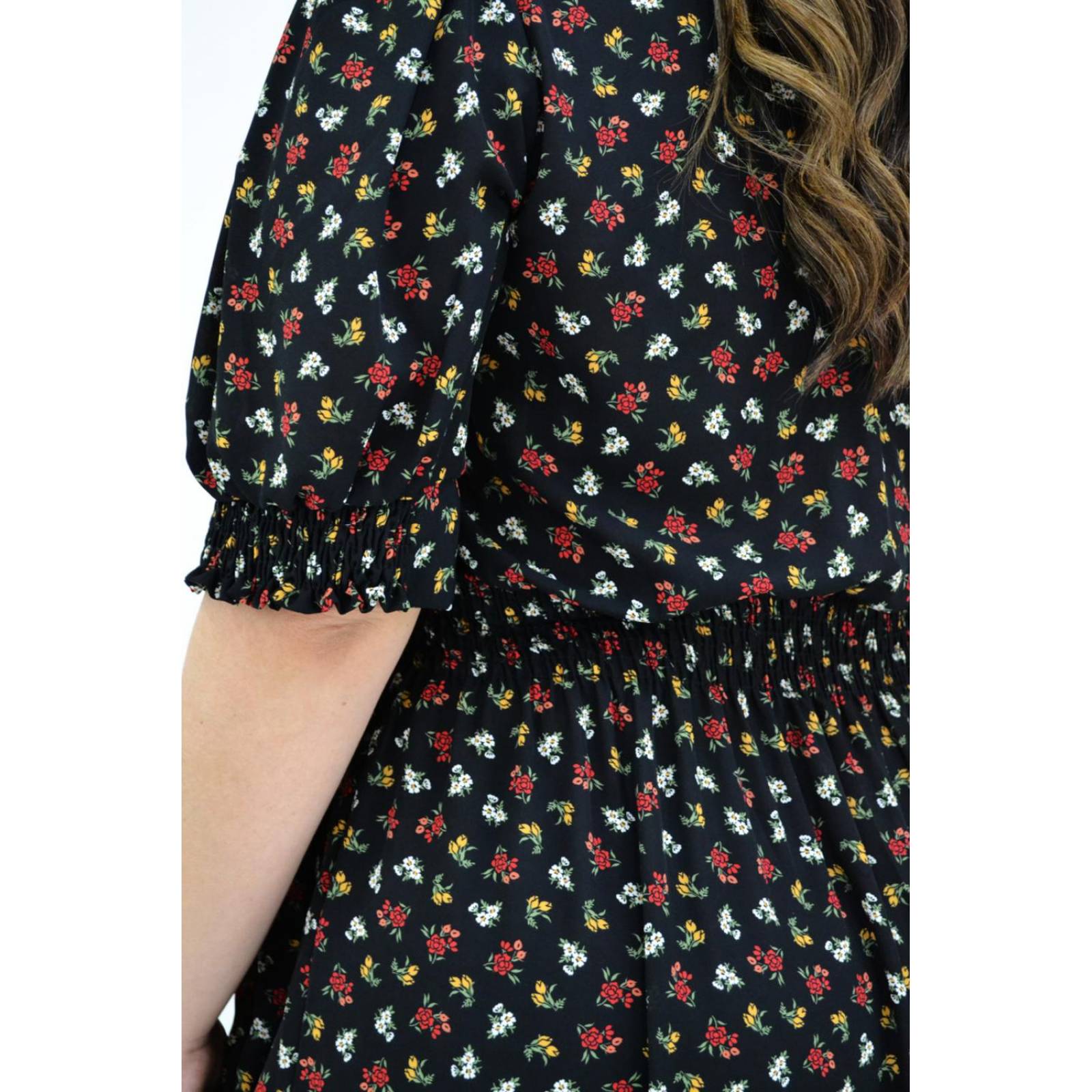 Vestido vaporoso Tallas Extras, 4886 (Negro floreado) 