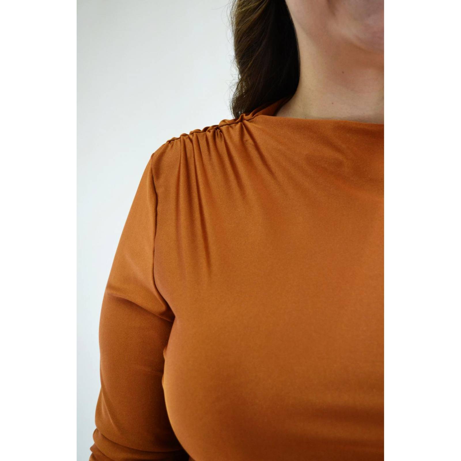 Blusa escote barco Roman Fashion, 1852 (Cafe)