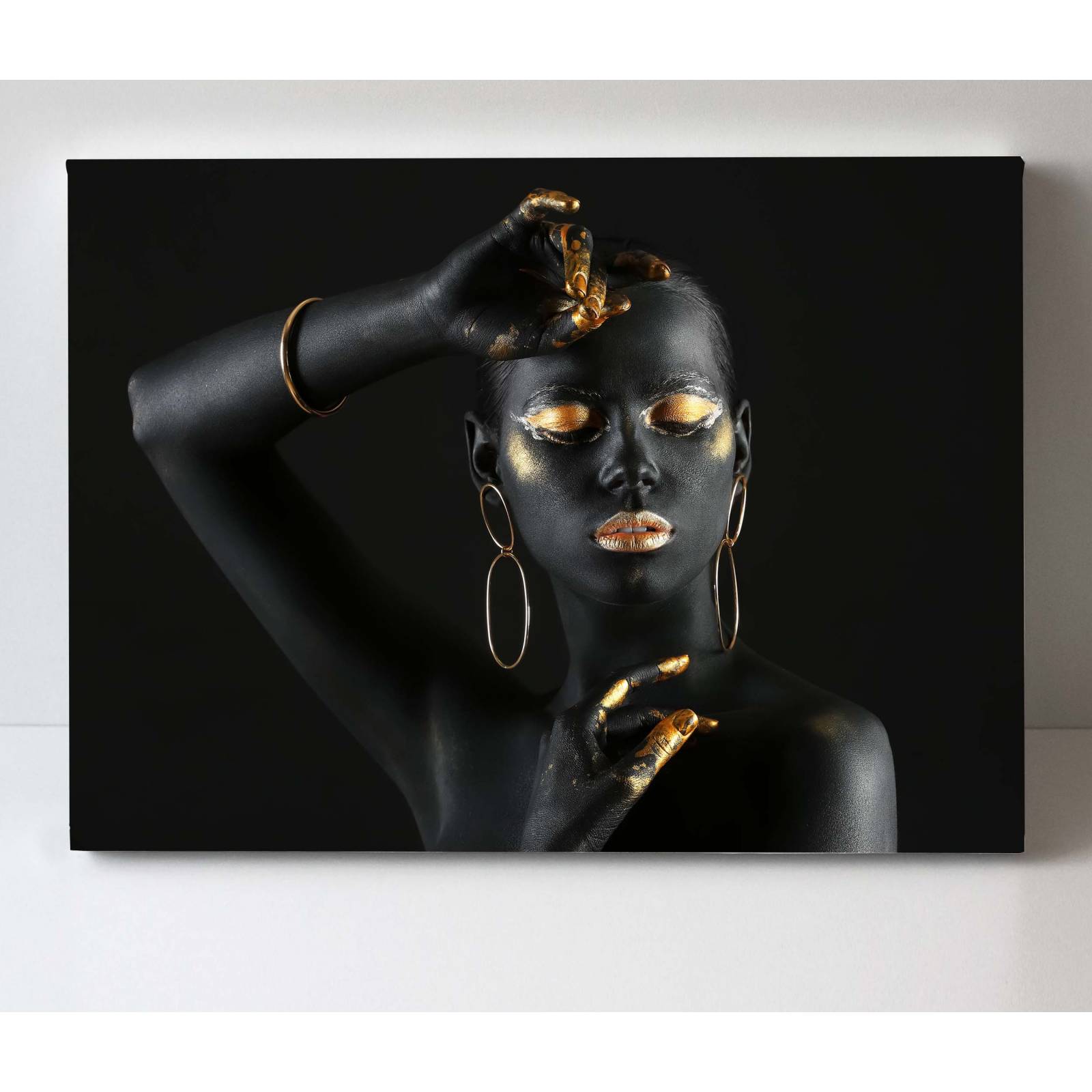Cuadro Decorativo Canvas Mujer con pintura negra 135x90