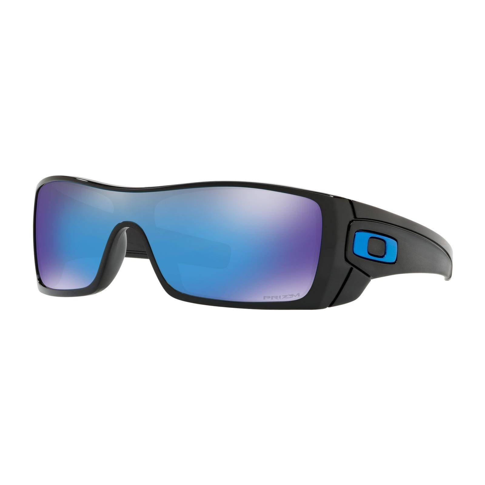 Lentes de sol Oakley OO9101 5827 Batwolf Polished Black Prizm Sapphire