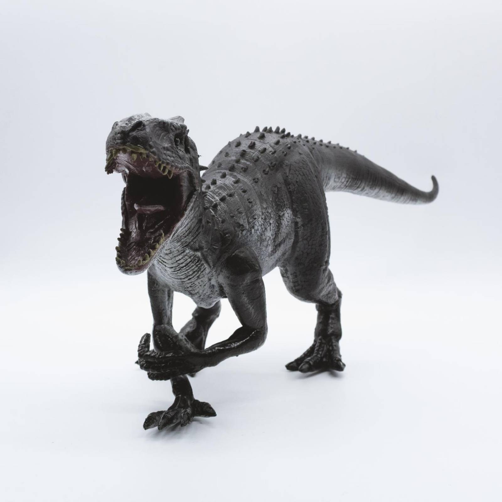 Dominus Ii Figura Gigante De Dinosaurio Jurrasic 22x29cm