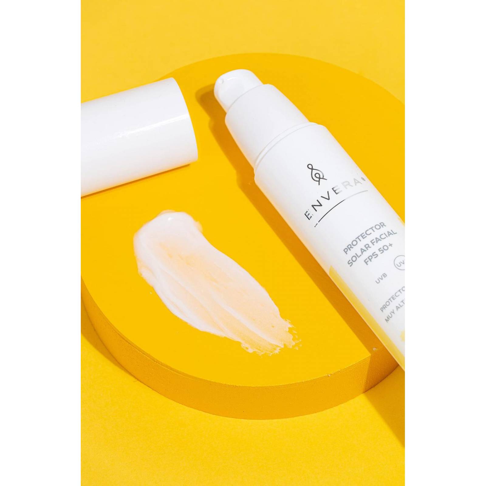 Protector Solar Facial Uv Defender 50ml - Sin Color | Protector Solar con Primer - 2 en 1 | 