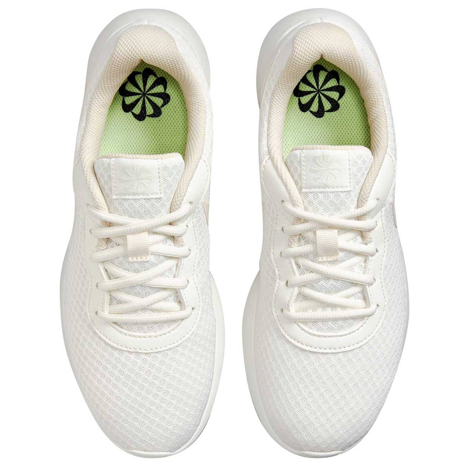 TENIS de Nike Para Mujer en Beige DJ6257100 T4