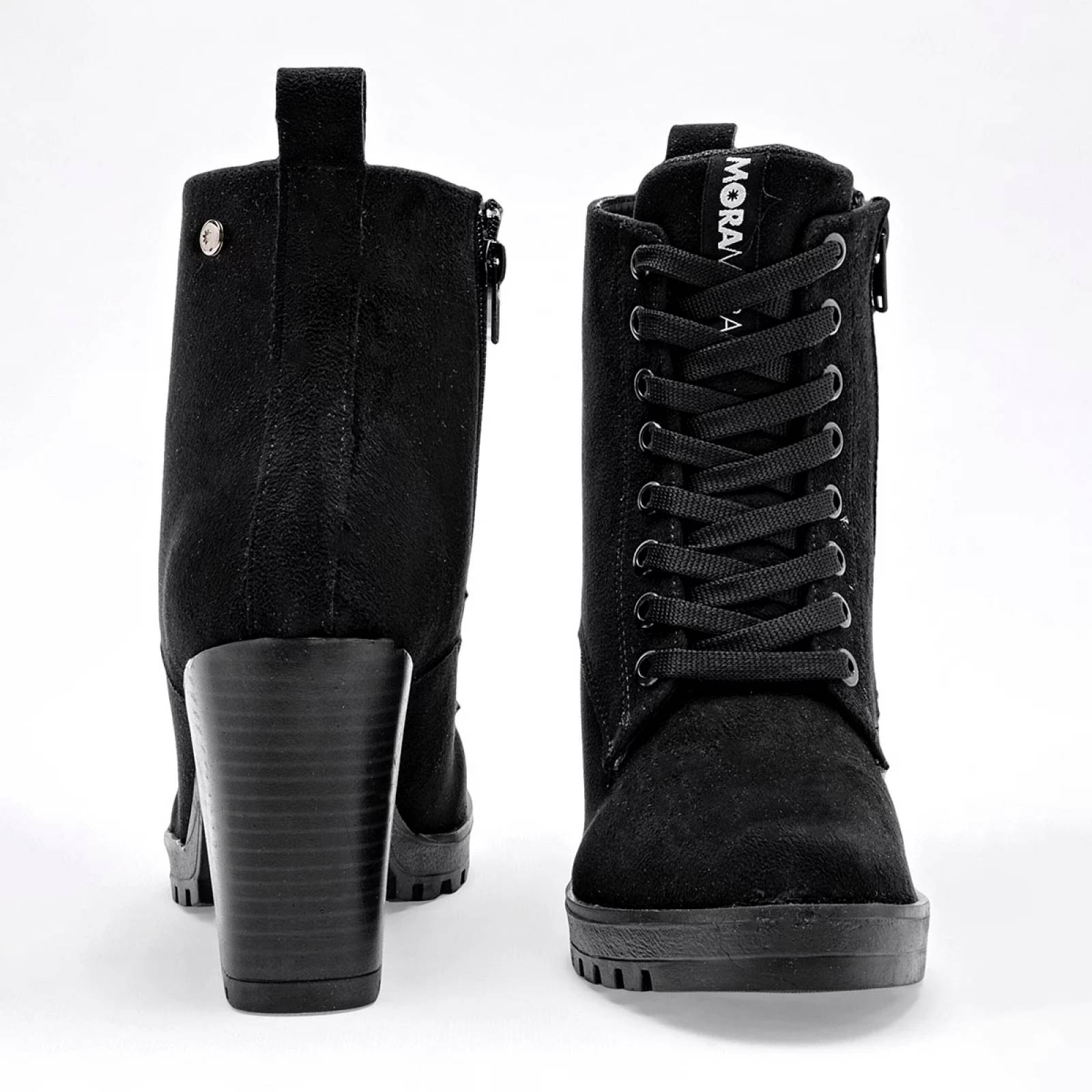 BOTA CON AGUJETA Y TACON CUADRADO de Moramora Para Mujer Negro 2012034 T7
