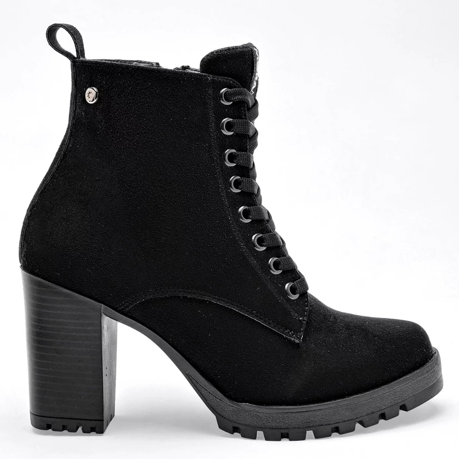 BOTA CON AGUJETA Y TACON CUADRADO de Moramora Para Mujer Negro 2012034 T7
