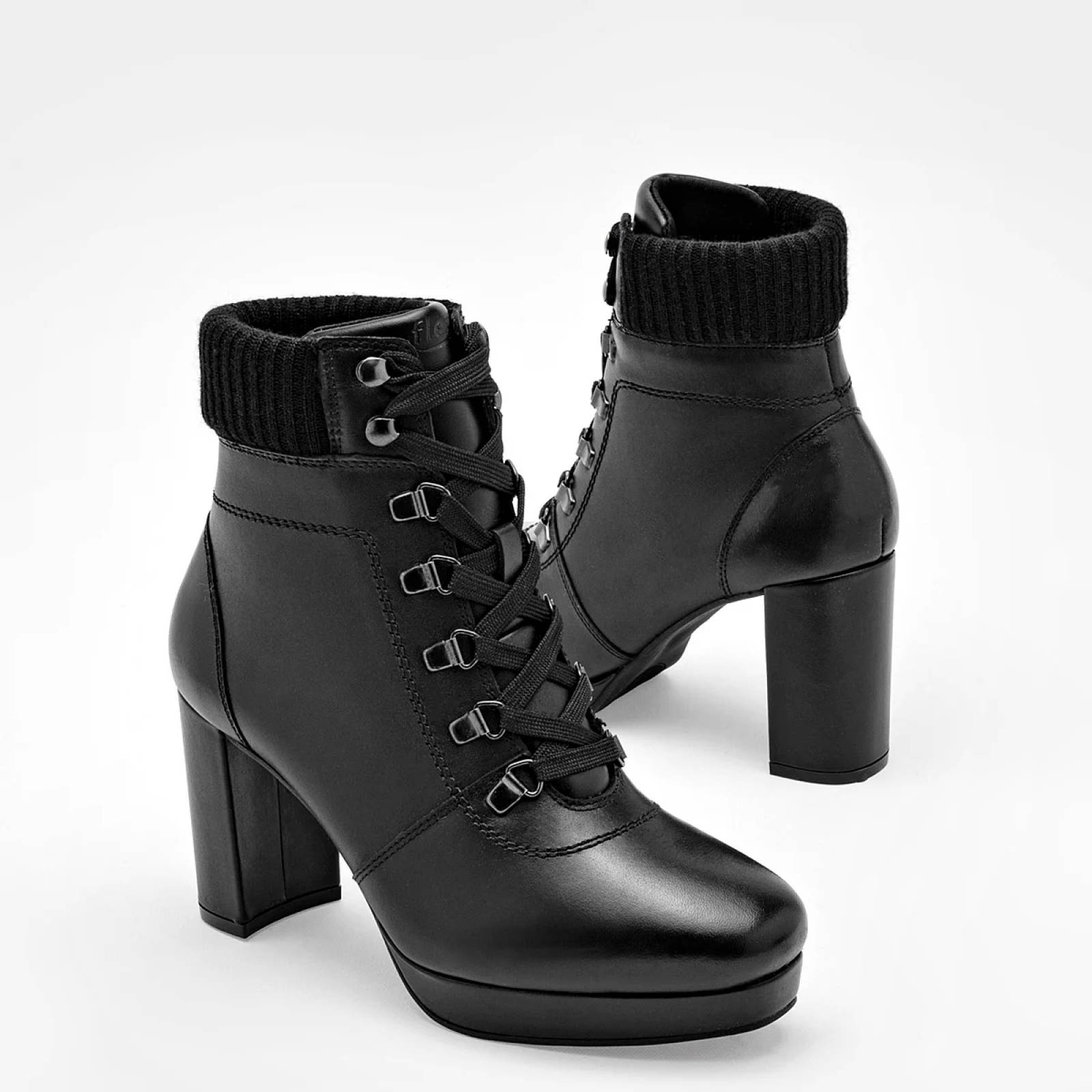 BOTA CON AGUJETA Y TACON CUADRADO de Flexi Para Mujer Negro 118910 T7