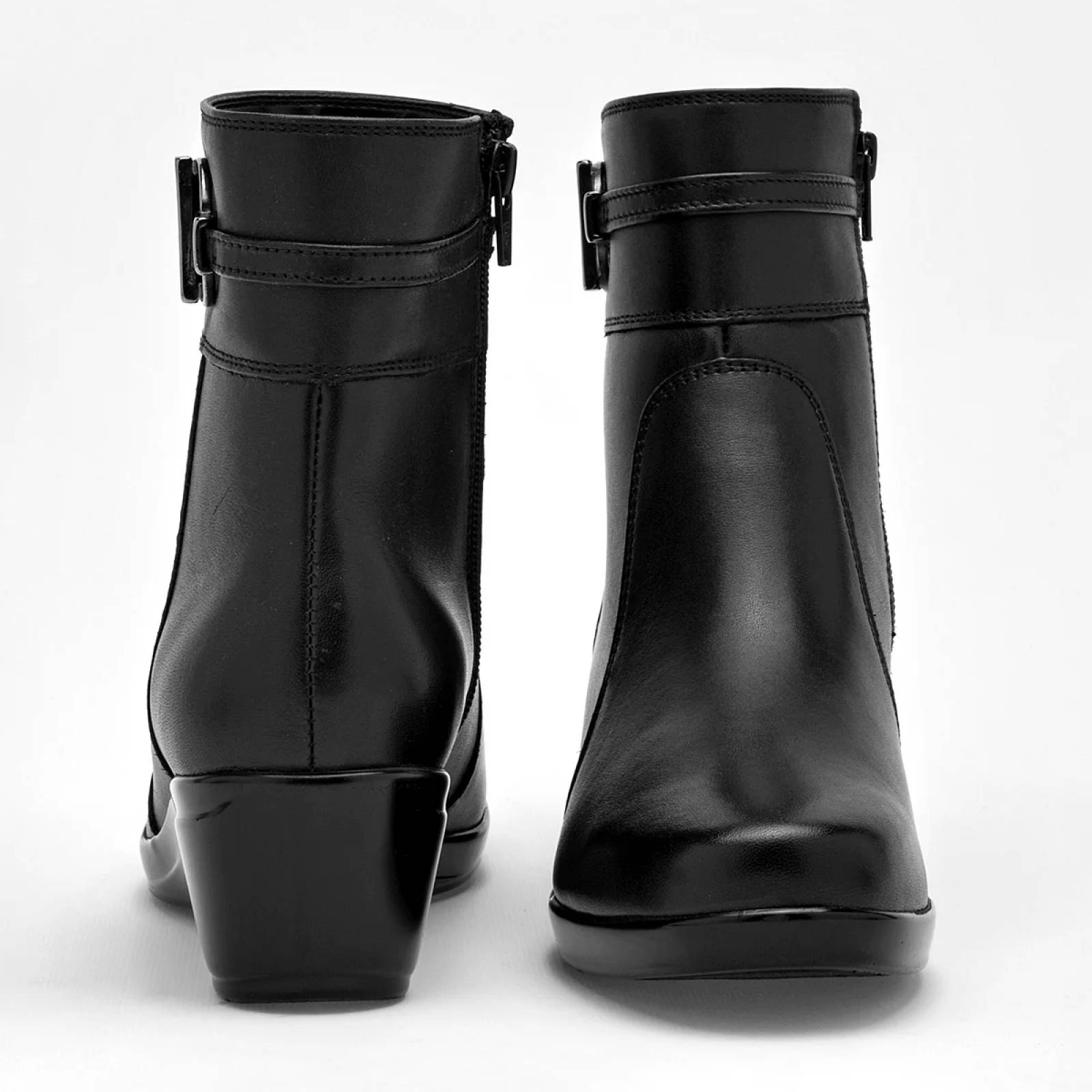 BOTA CON CIERRE Y  PLATAFORMA de Flexi Para Mujer Negro 45232 T7