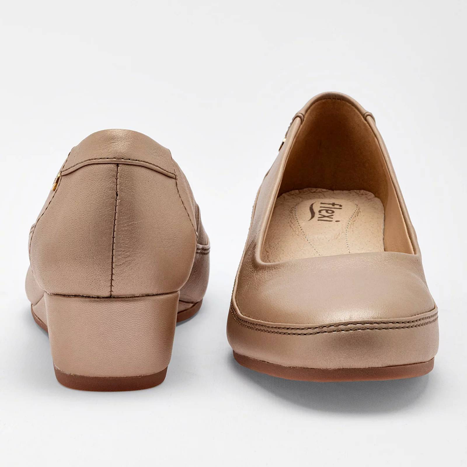 PLATAFORMA CERRADA de Flexi Para Mujer Beige 127001 T7