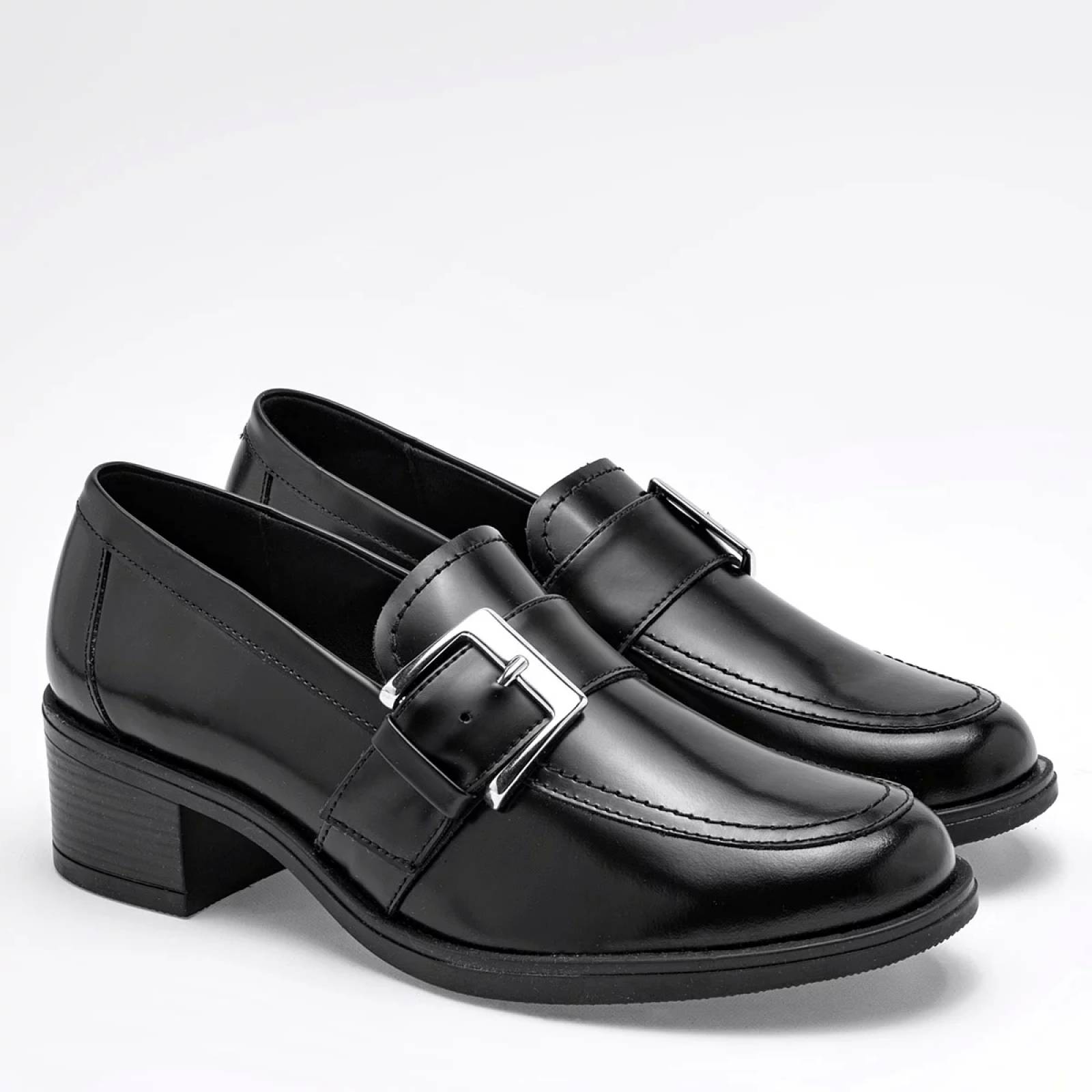 TACON CERRADO CON HEBILLA de Flexi Para Mujer Negro 119507 T7