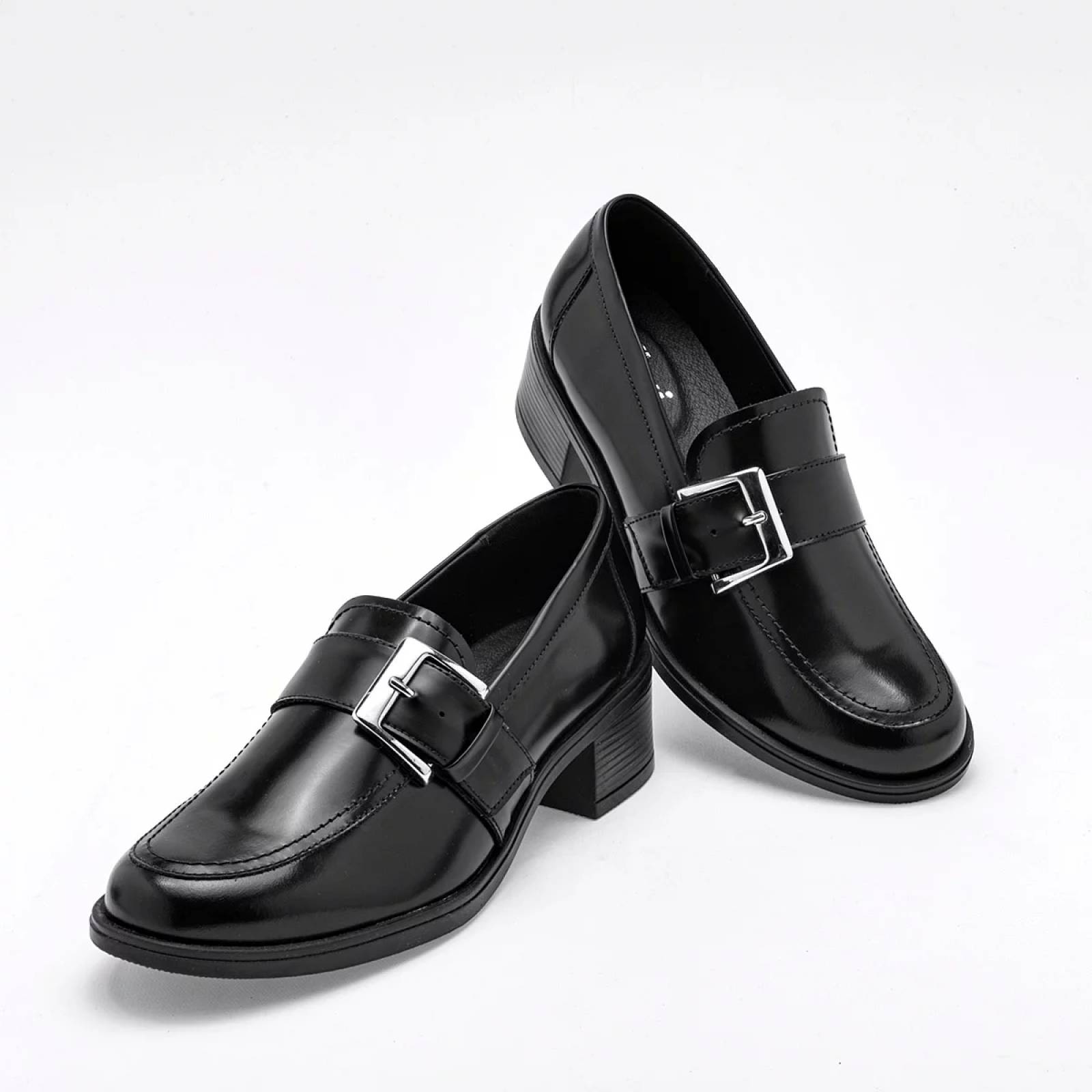 TACON CERRADO CON HEBILLA de Flexi Para Mujer Negro 119507 T7