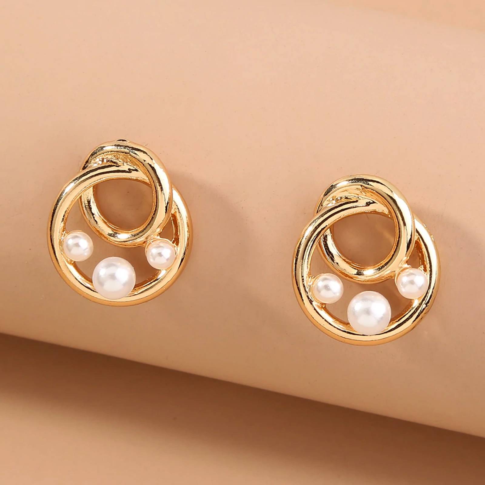 Aretes 3 Perlas Chapa de Oro 18K para Mujer