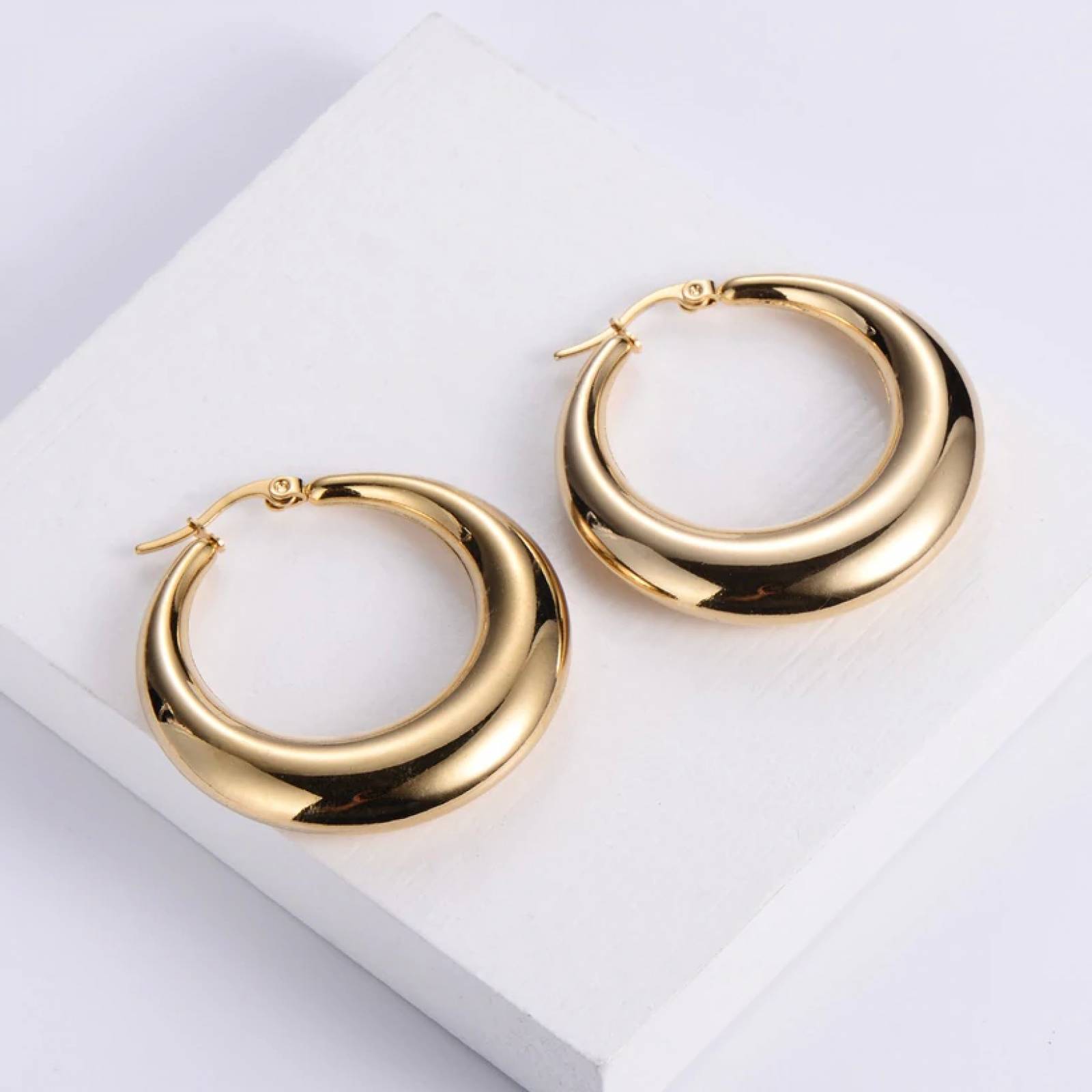 Aretes Circulo Grueso Chapa de Oro 18K para Mujer