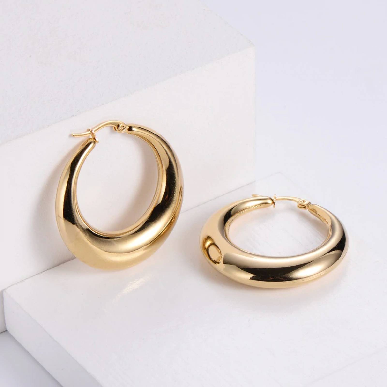 Aretes Circulo Grueso Chapa de Oro 18K para Mujer
