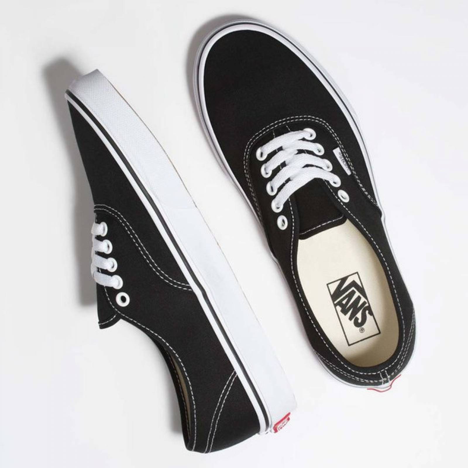 Tenis Vans Classic Authentic 3BLK Negro