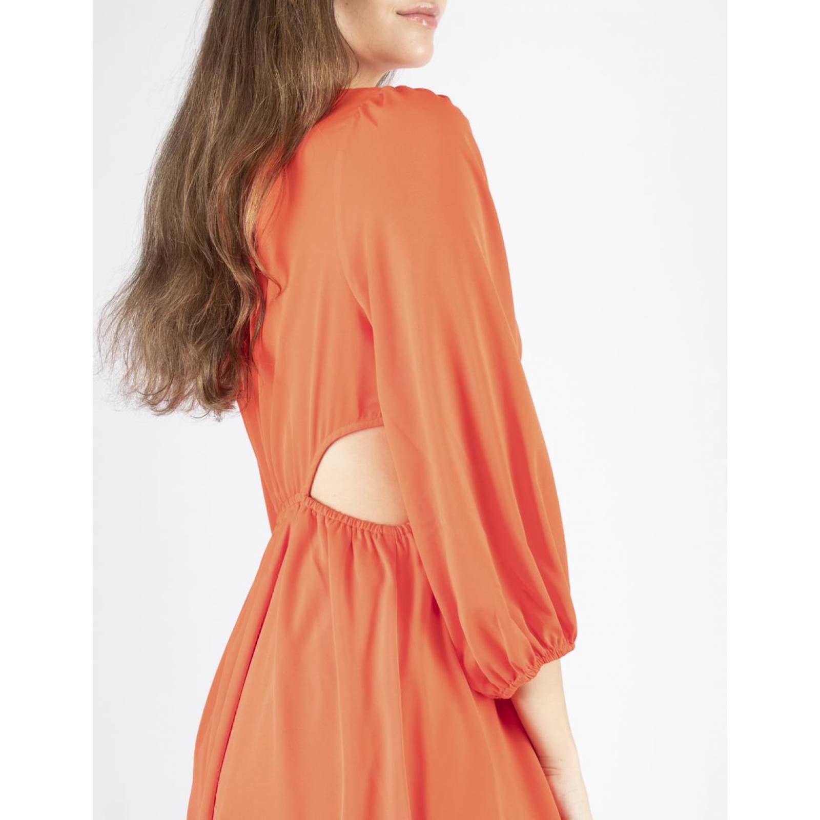 Vestido midi cut out AMAD para dama 