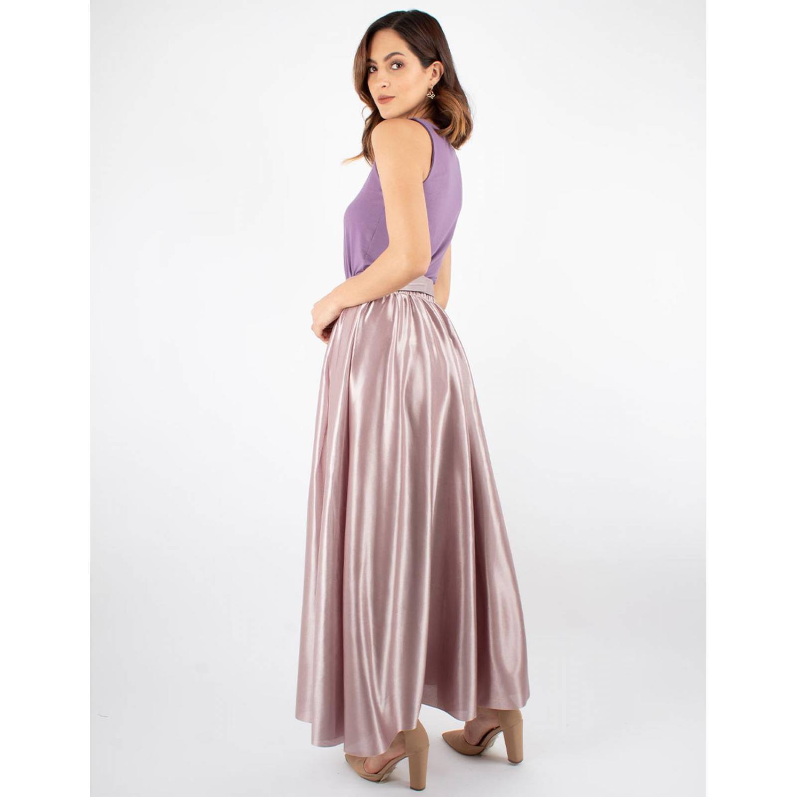 Maxi falda semicircular satinada con cinto