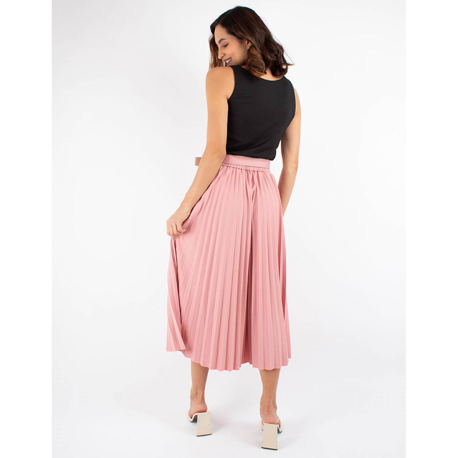 Falda plisada midi con cinto 