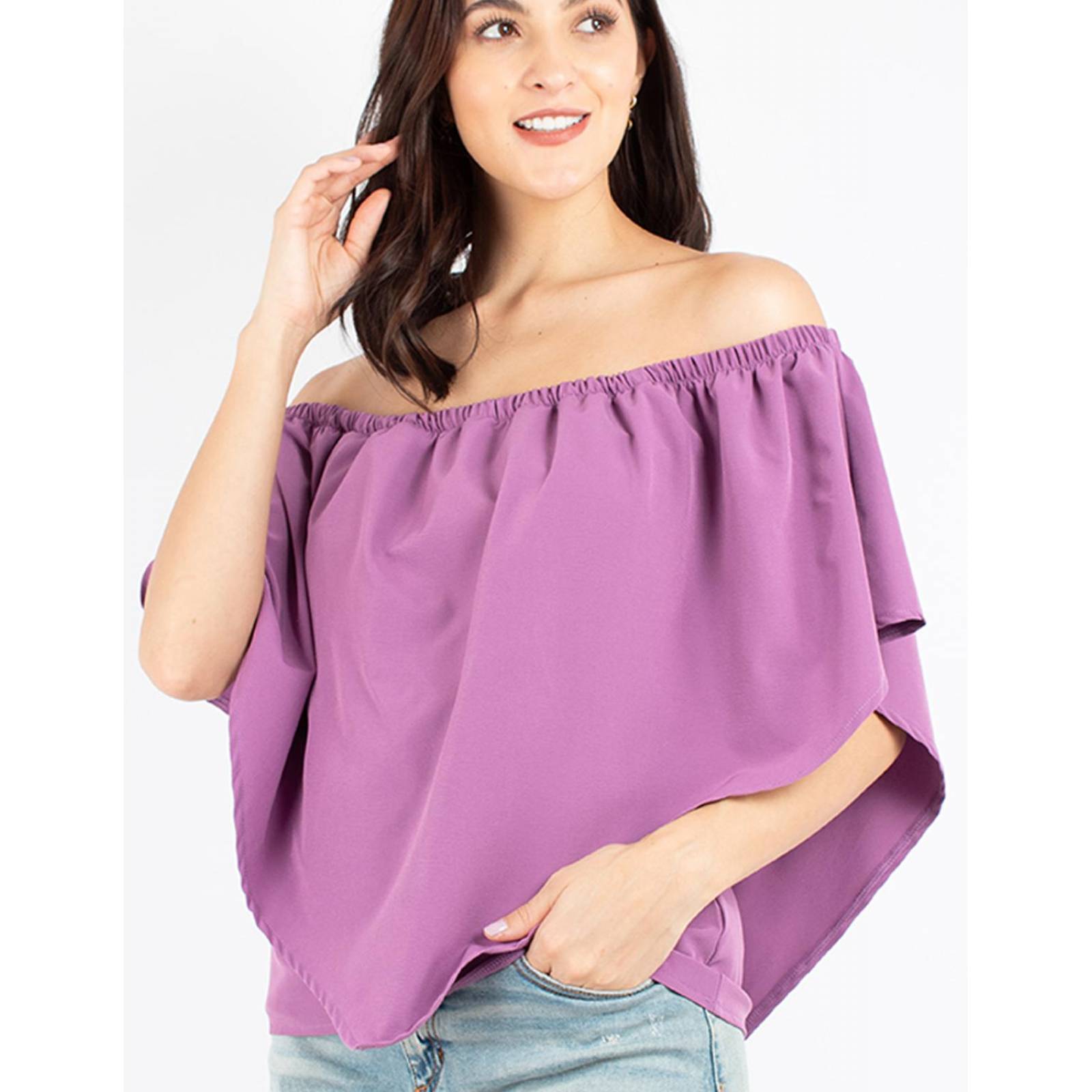 Blusa hombros descubiertos con olán en pico 