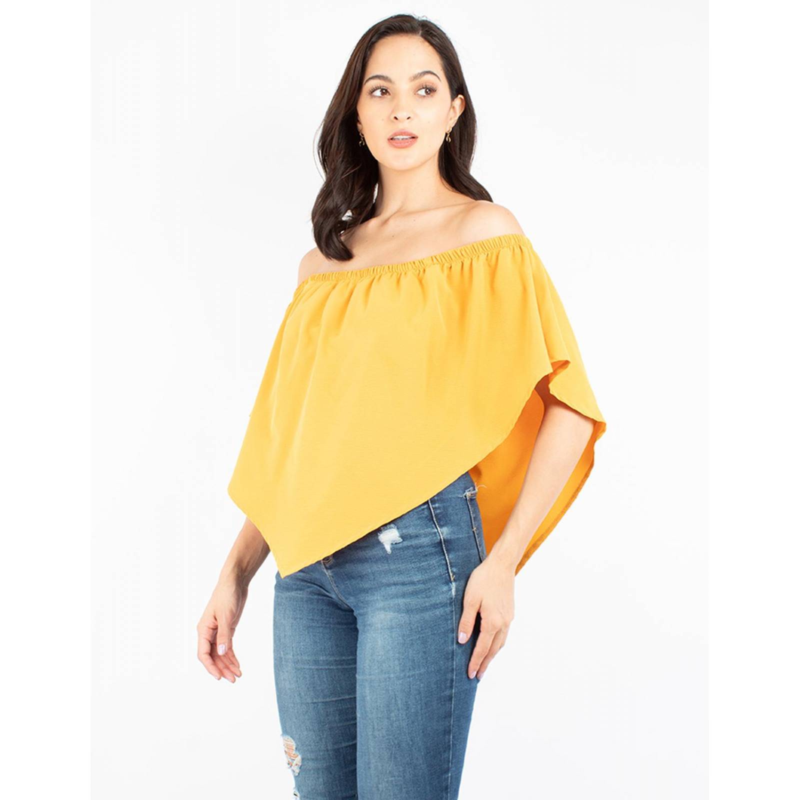 Blusa hombros descubiertos con olán en pico 