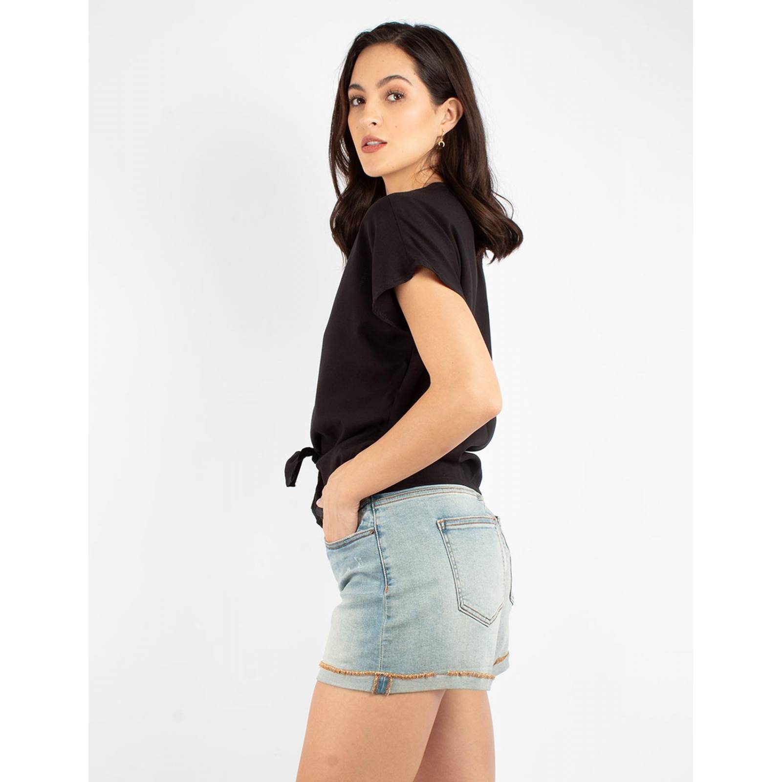 Blusa con amarre al frente 