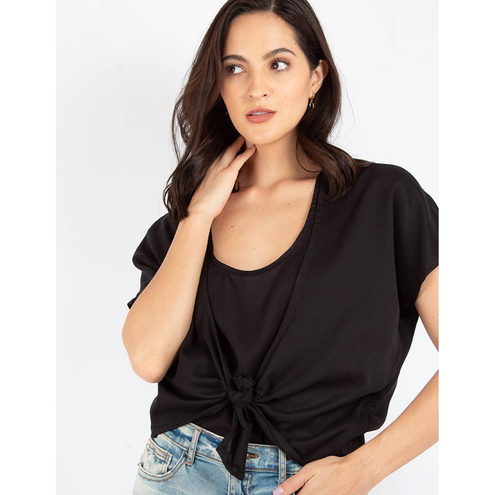 Blusa con amarre al frente 