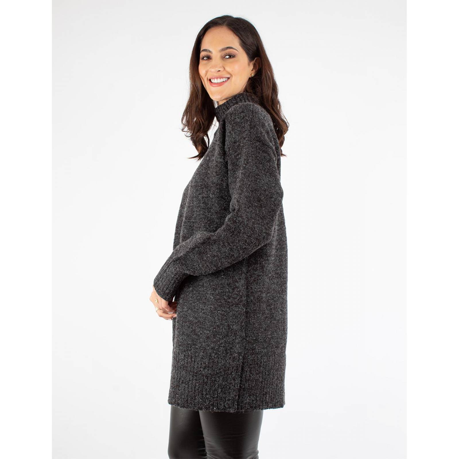 Blusón Mini dress de tejido grueso cuello alto 