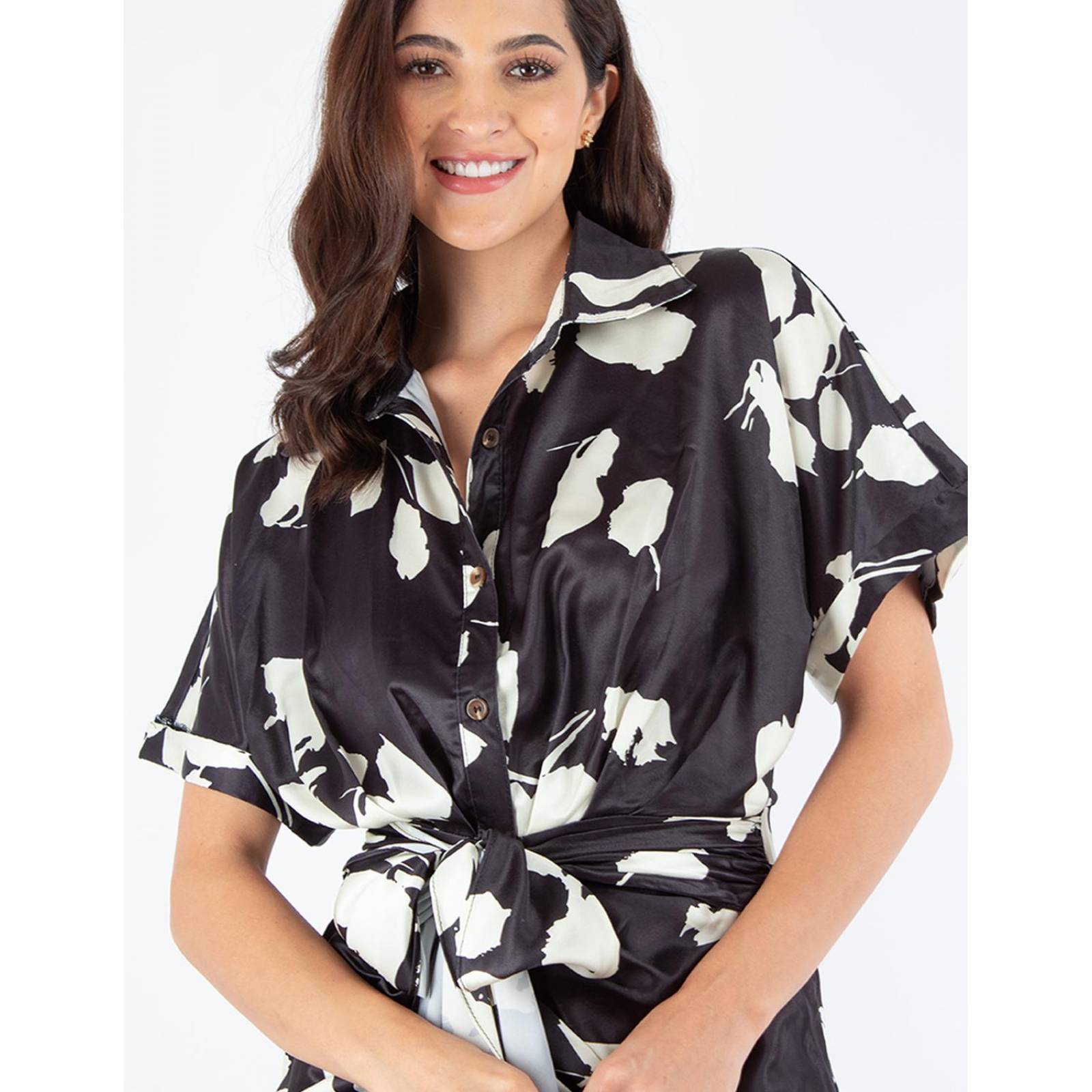 Vestido floral camisero satinado drapeado