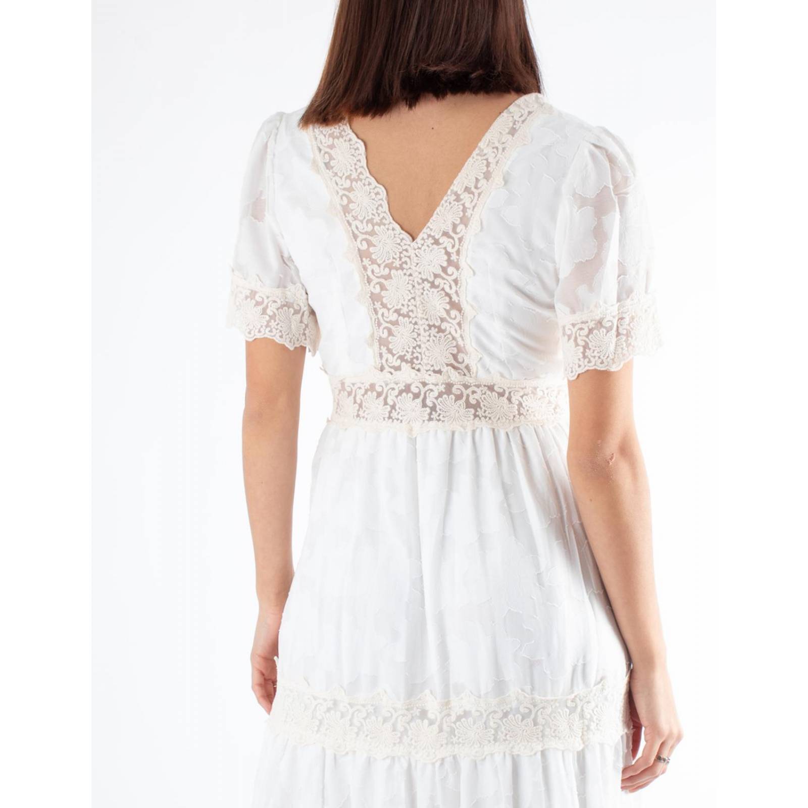 Vestido maxi de encaje blanco cuello V 