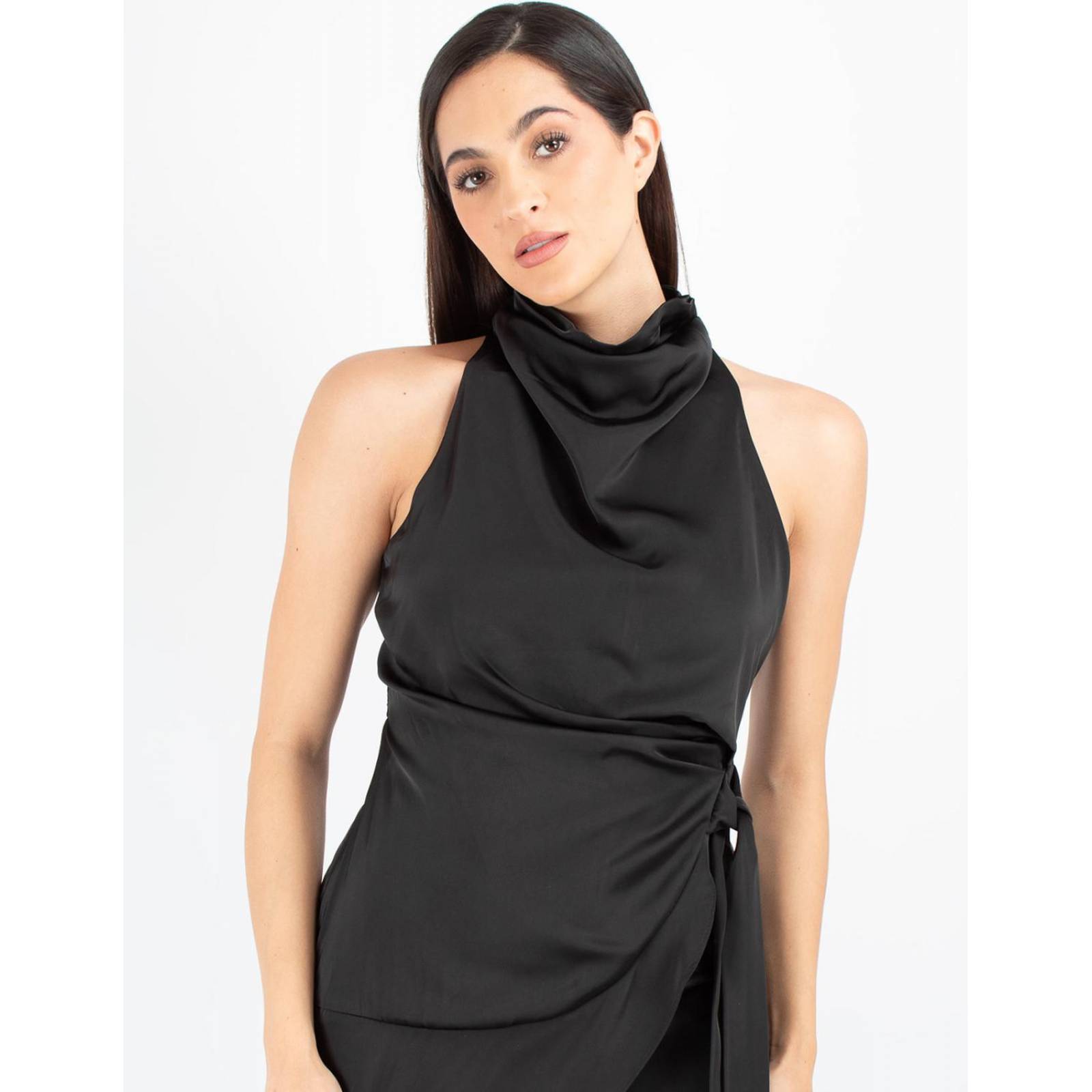 Vestido falda lápiz con abertura, cuello halter 