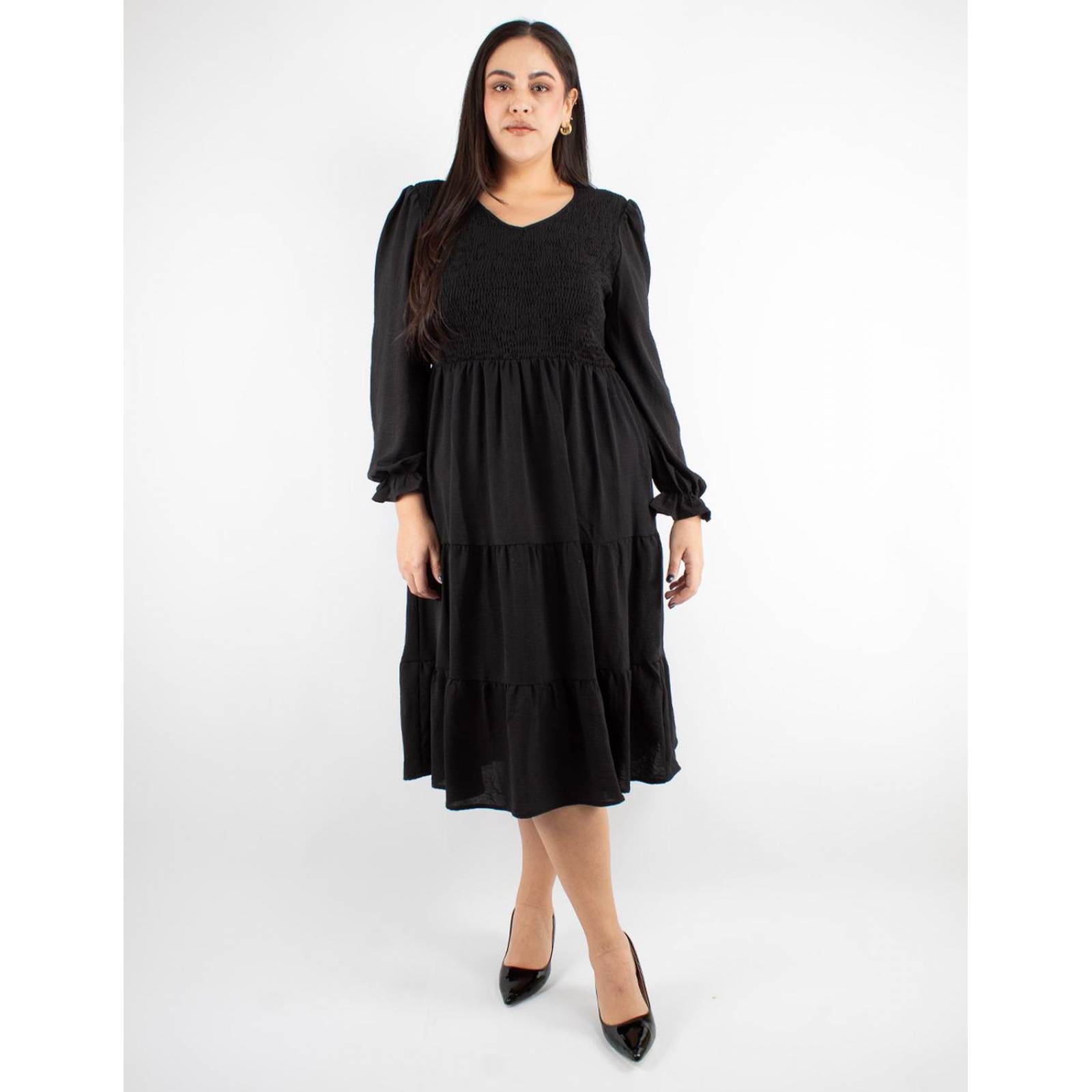 Vestido negro Curvy con fruncido elástico, cuello V 