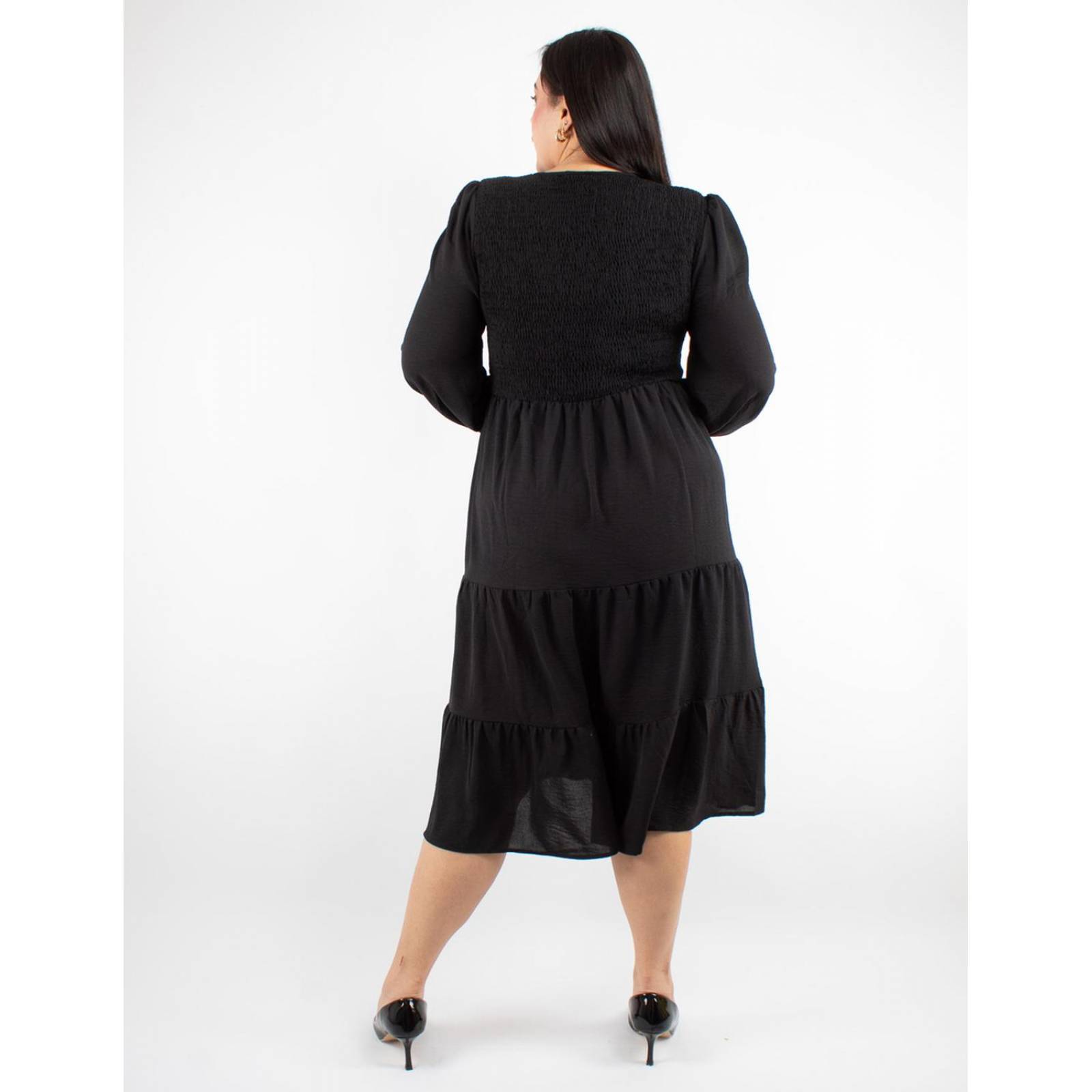 Vestido negro Curvy con fruncido elástico, cuello V 