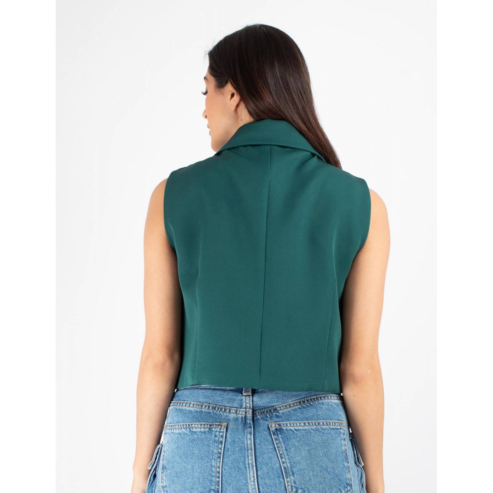 Chaleco corto con botones de presion 