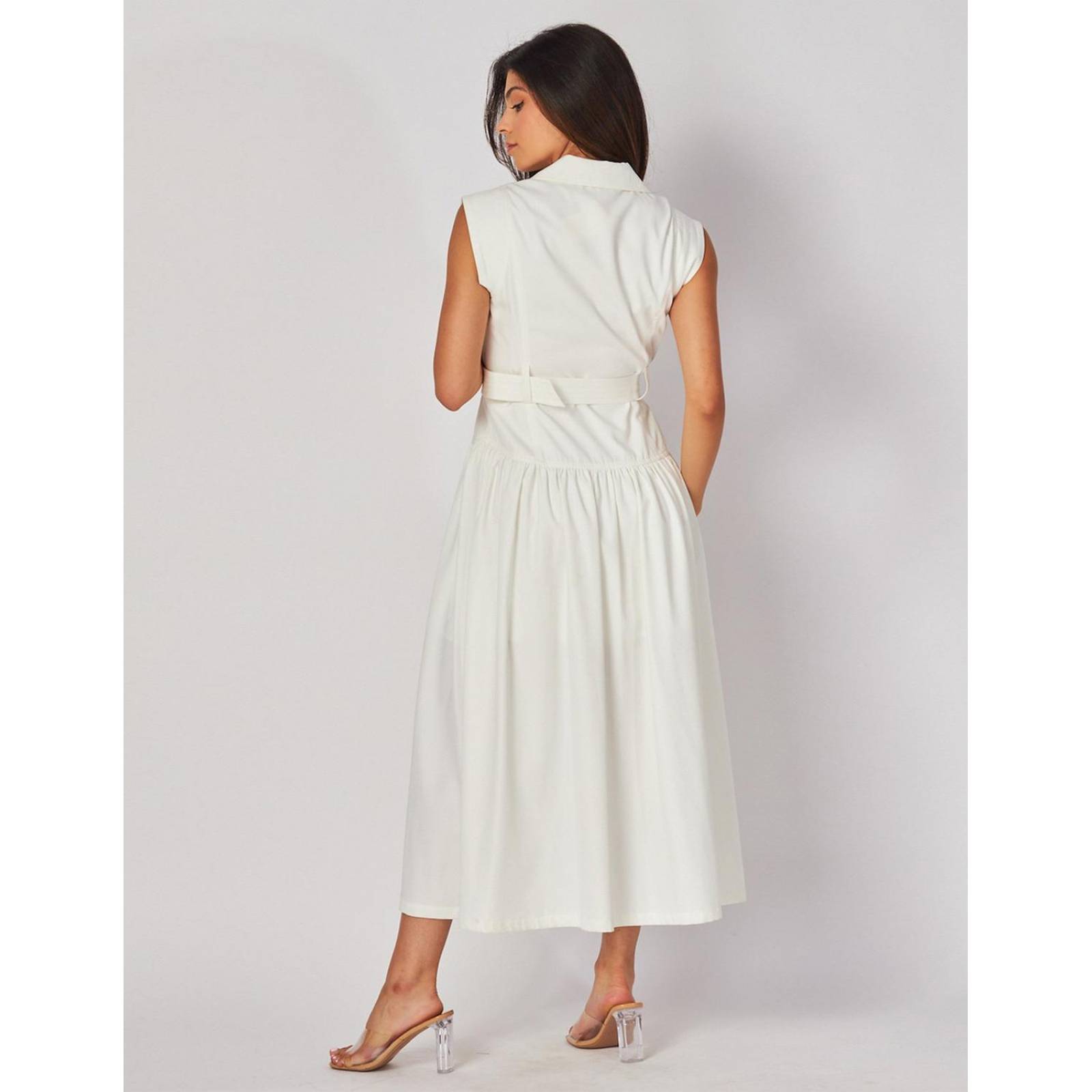 Vestido cuello camisero, manga corta y cinto 