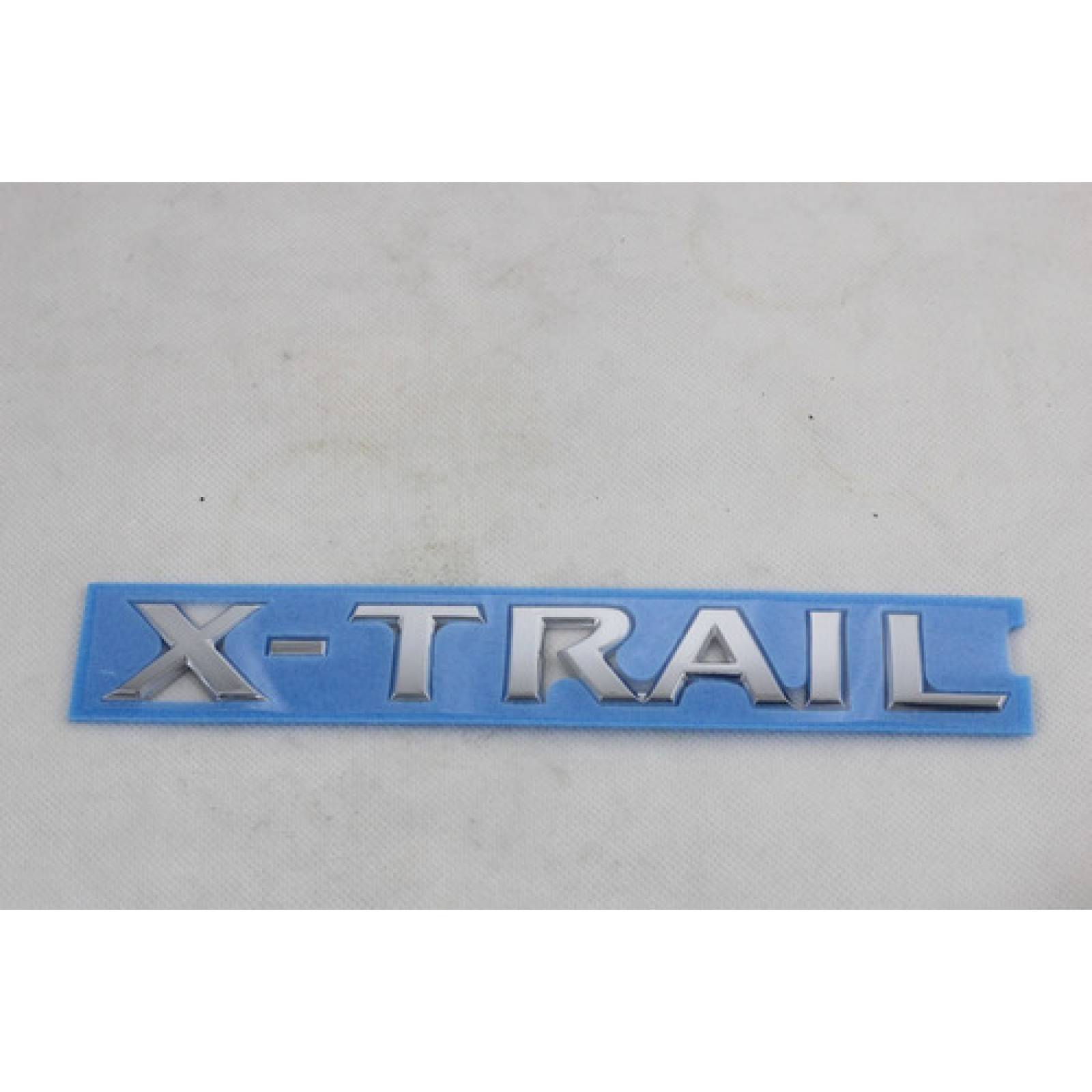 Emblema Cajuela Nissan Original Xtrail 01-13