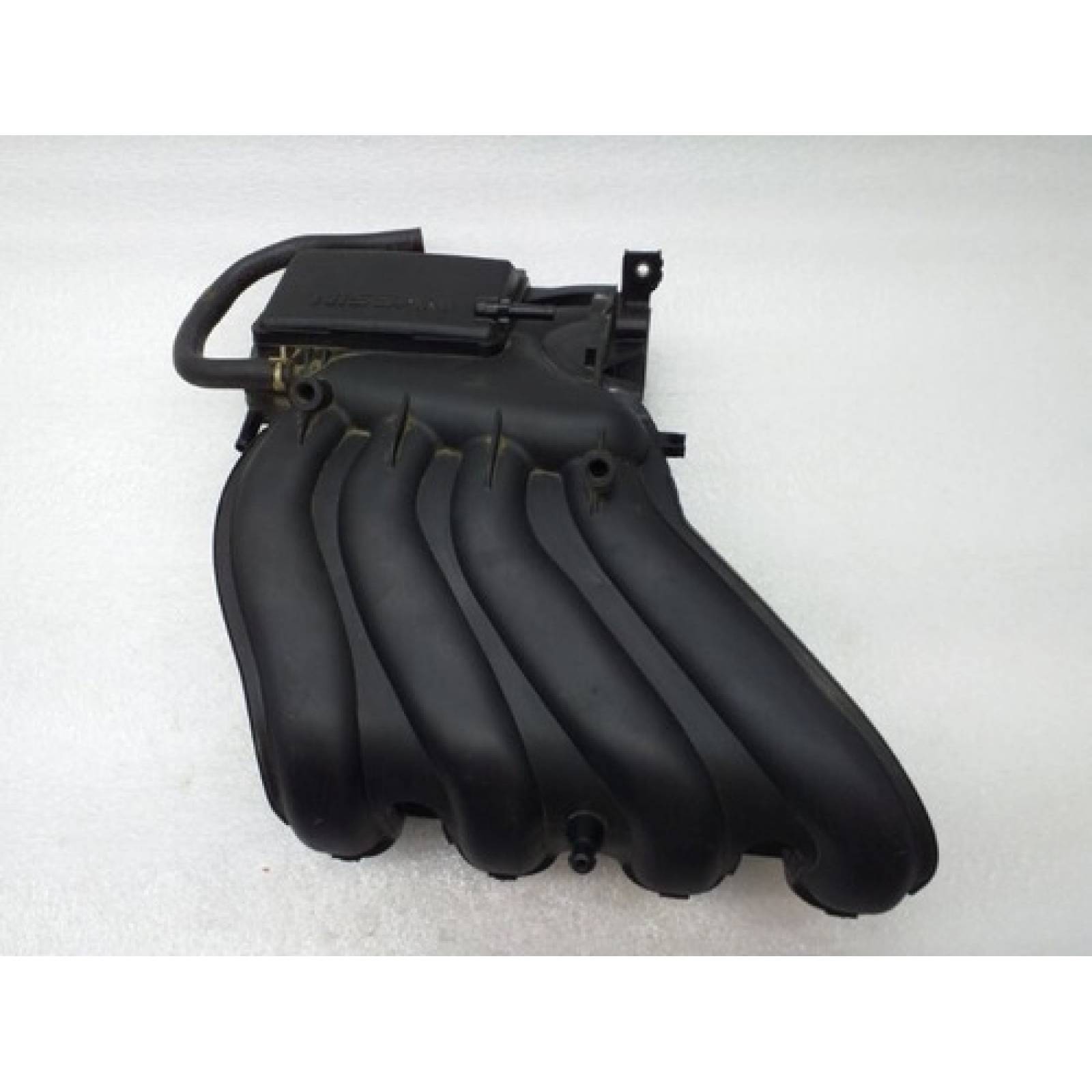 Múltiple Admisión Nissan March 14-20 Tiida 07-19 Versa 11-21