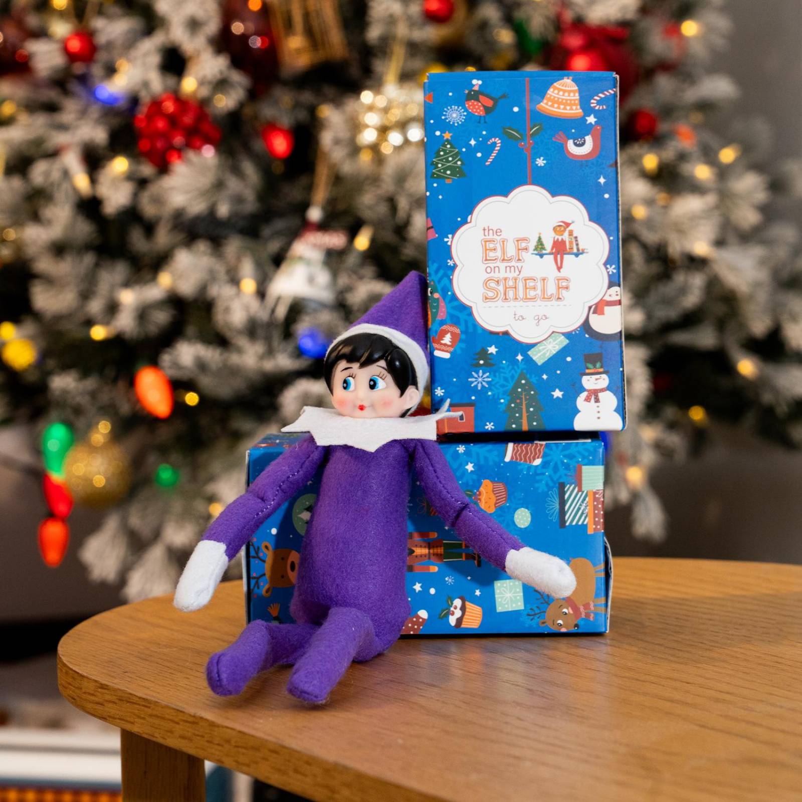 The Elf On My Shelf Tradición Navideña Elfo Travieso Se Porta Mal Morado