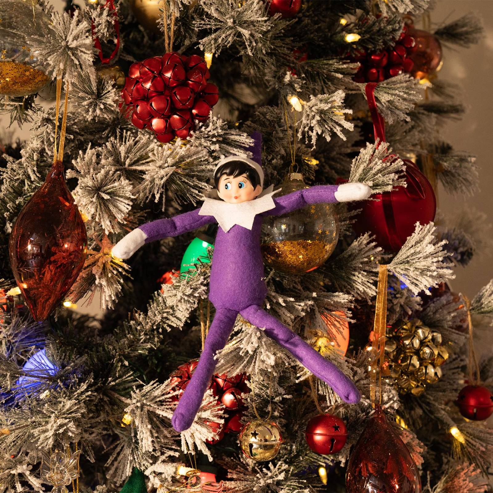 The Elf On My Shelf Tradición Navideña Elfo Travieso Se Porta Mal Morado