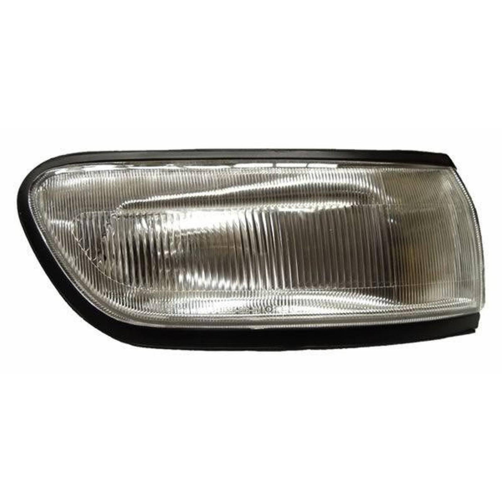 Cuarto Punta Nissan Stanza 1990 1991 1992 Derecho