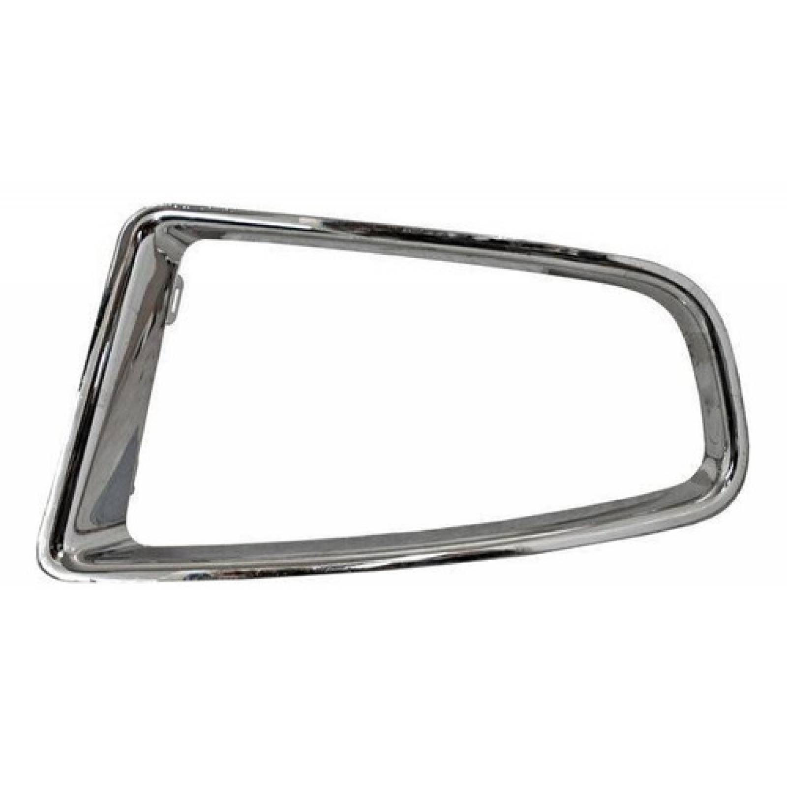 Moldura de Defensa Izquierda Renault Sandero  2013 2014 2015